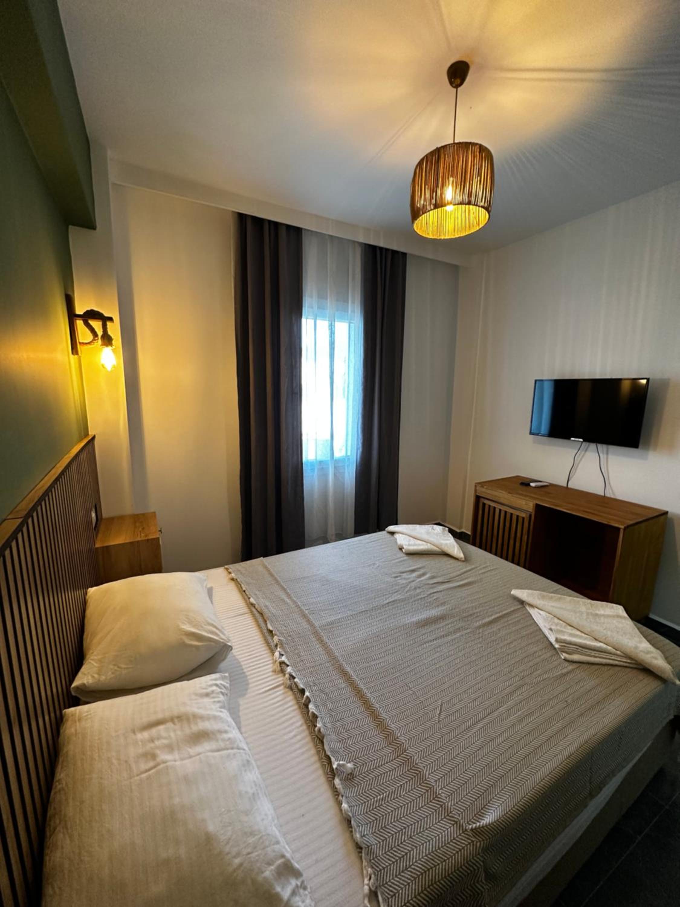 Double Room - Photo 16