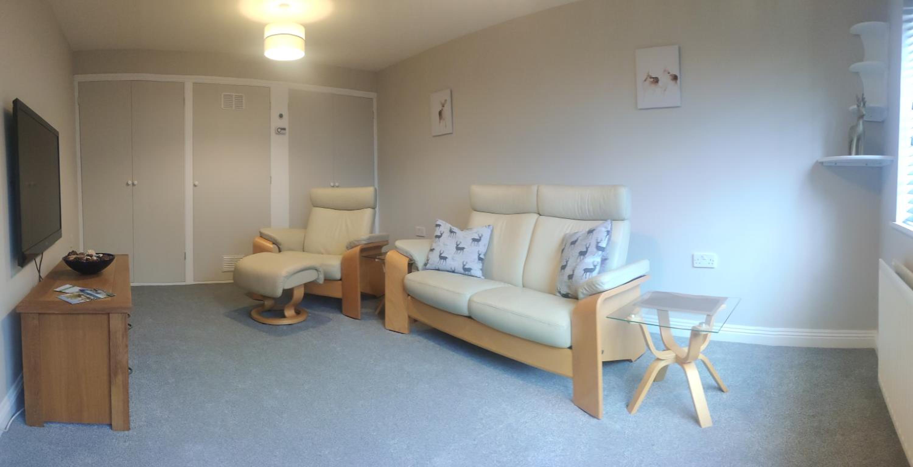 One-Bedroom House photo 1