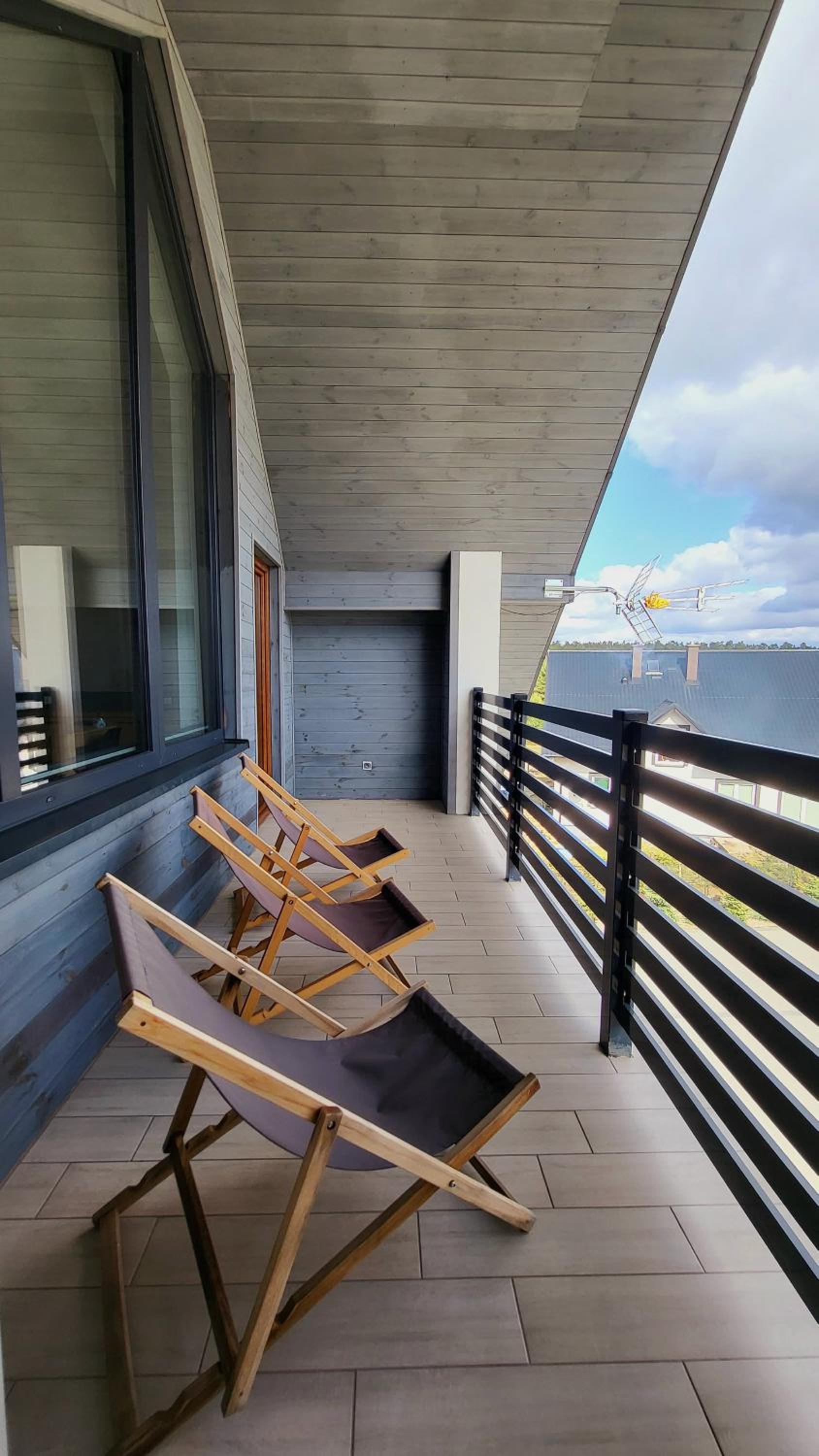 Apartment with Balcony photo 3