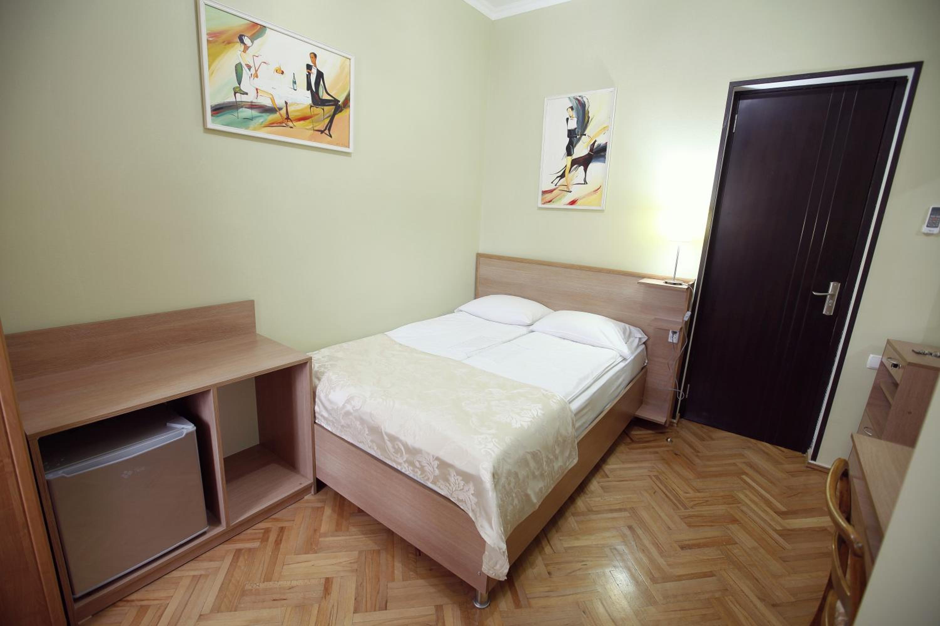 Double Room photo 3