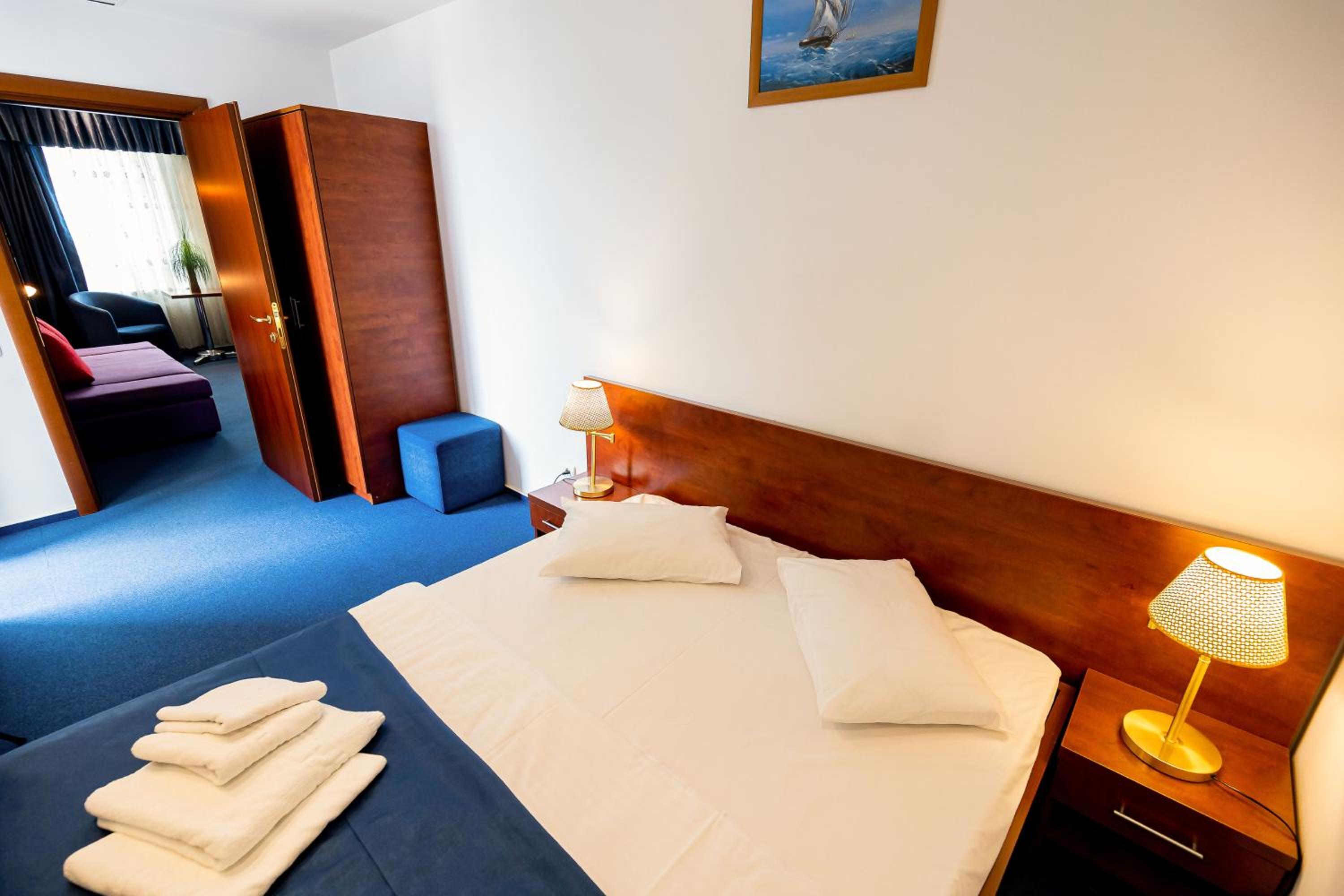 Suite with Terrace - Photo 2