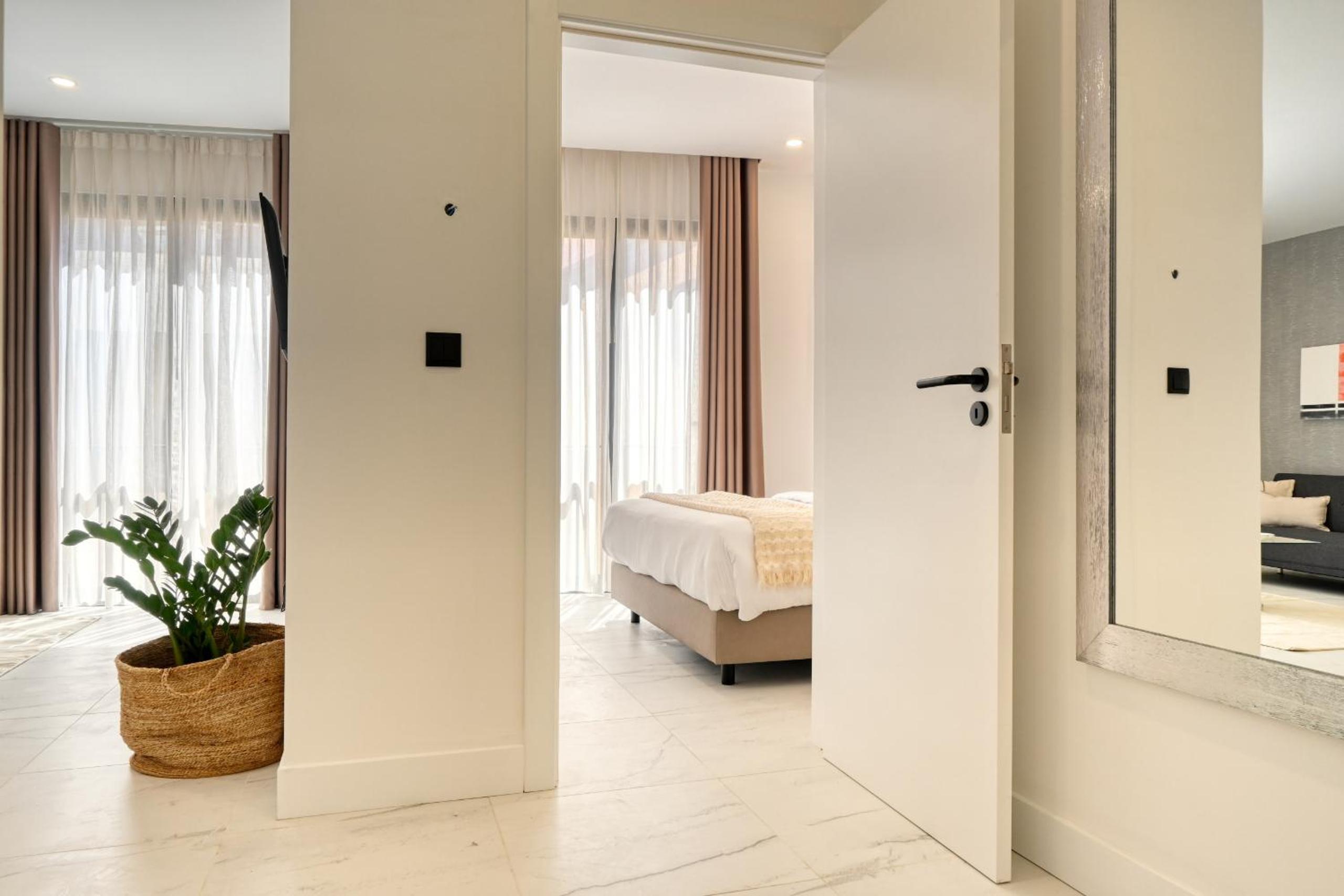 Apartment - Photo 20