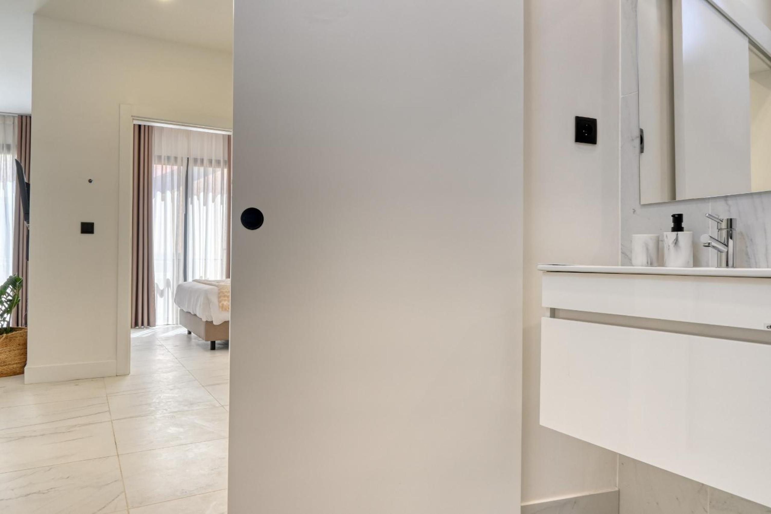 Apartment - Photo 9
