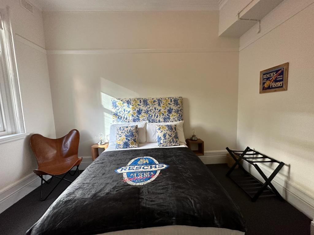 2nd Floor Double room with Shared Bathroom  photo 1