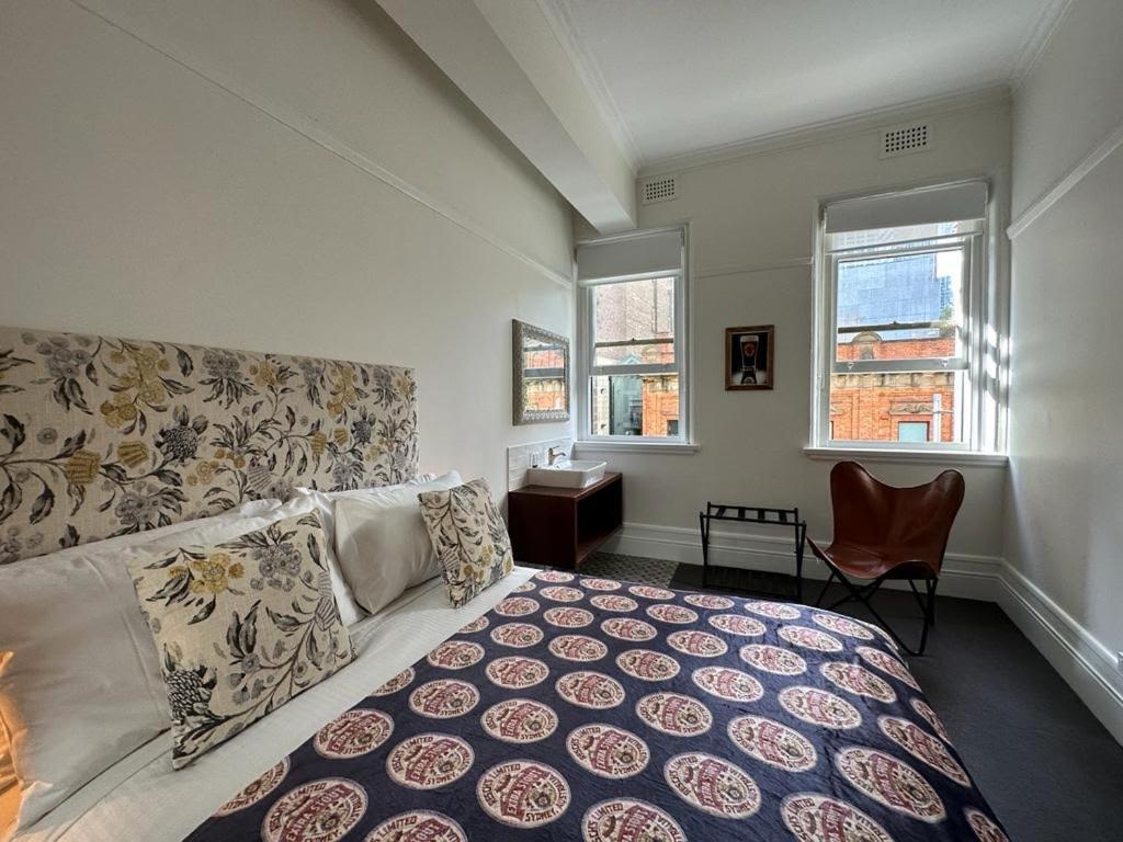 2nd Floor Double room with Shared Bathroom  photo 2