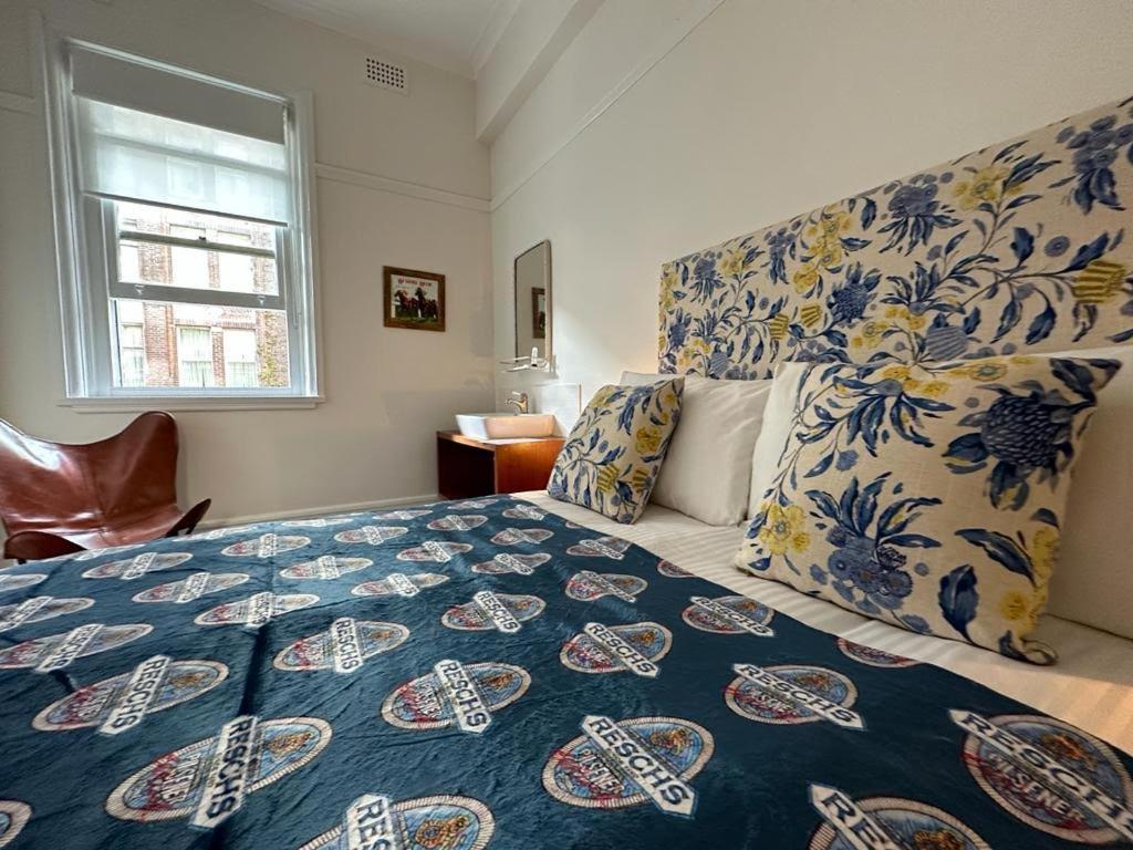 2nd Floor Double room with Shared Bathroom  photo 3