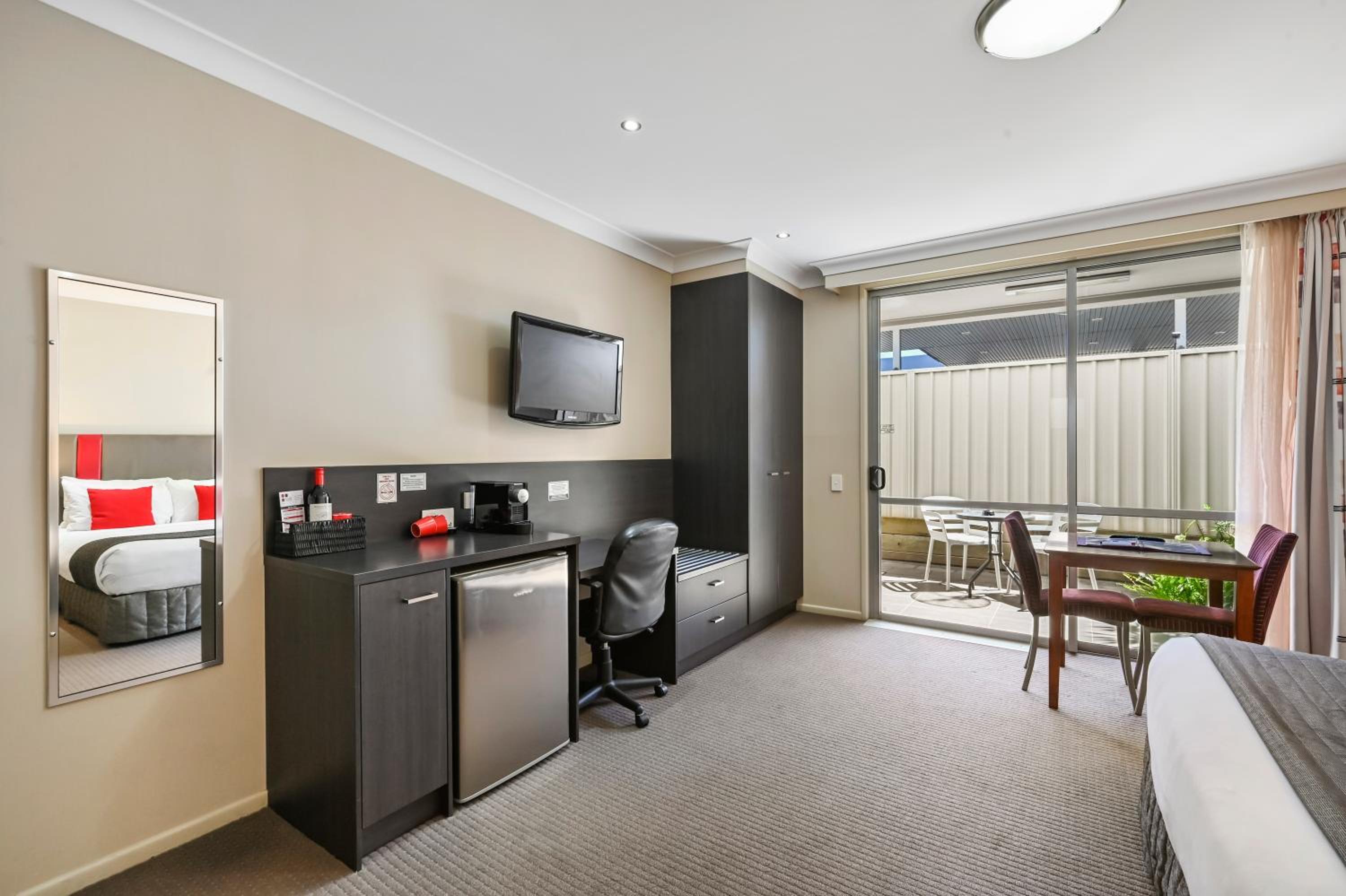 Superior Queen Room - Accessible - Photo 4