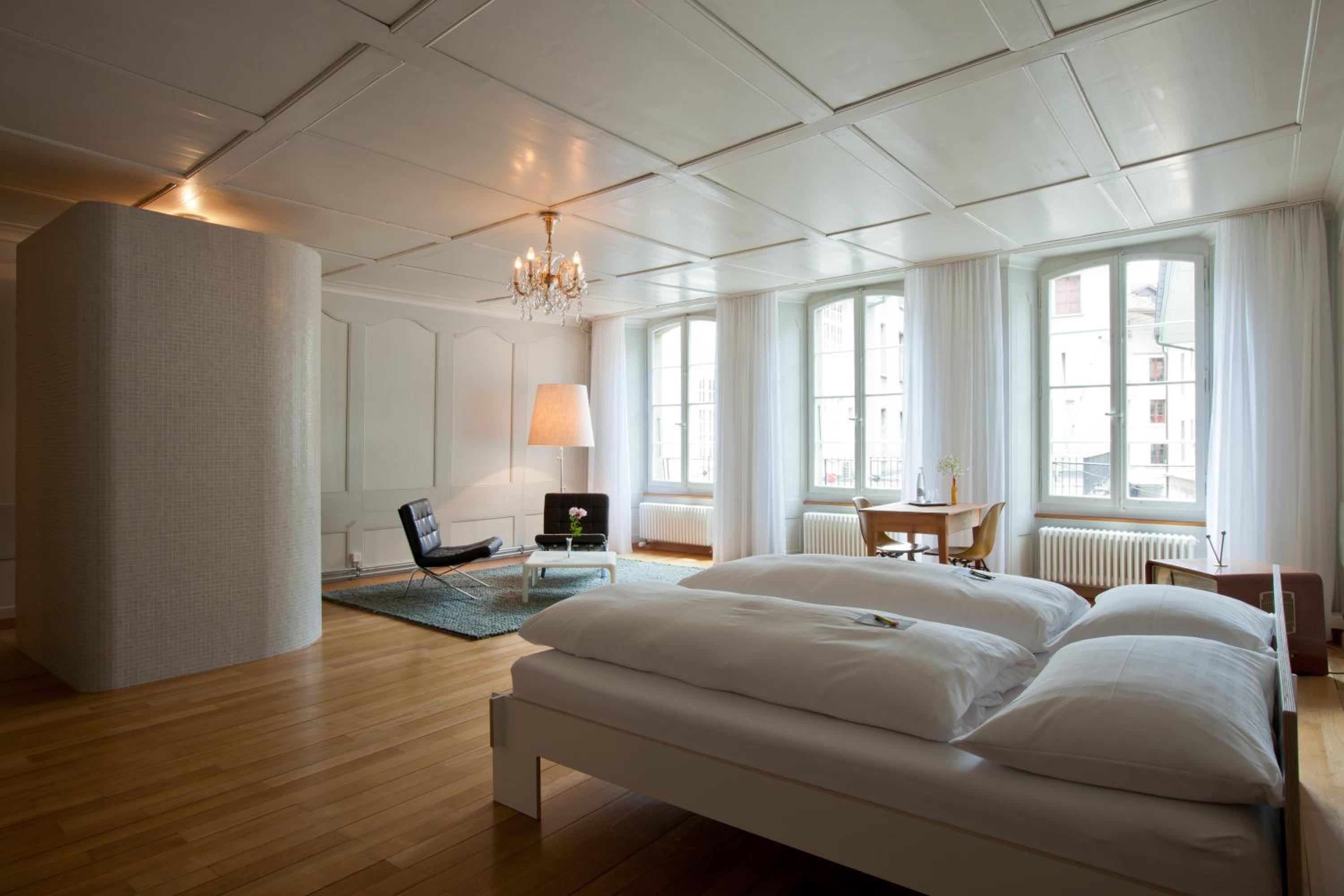 Double Room with King Bed and Private Bathroom