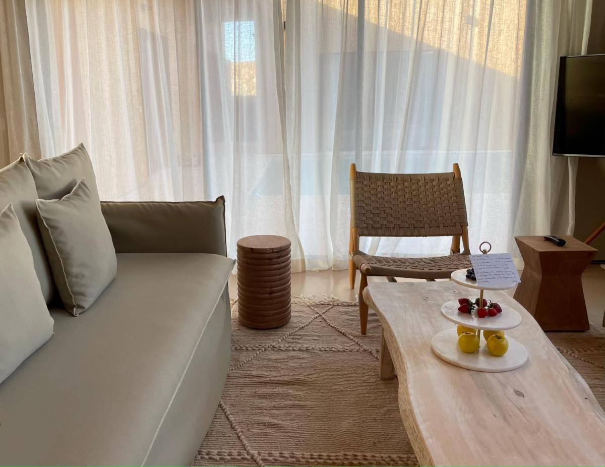 King Suite with Sea View photo 1