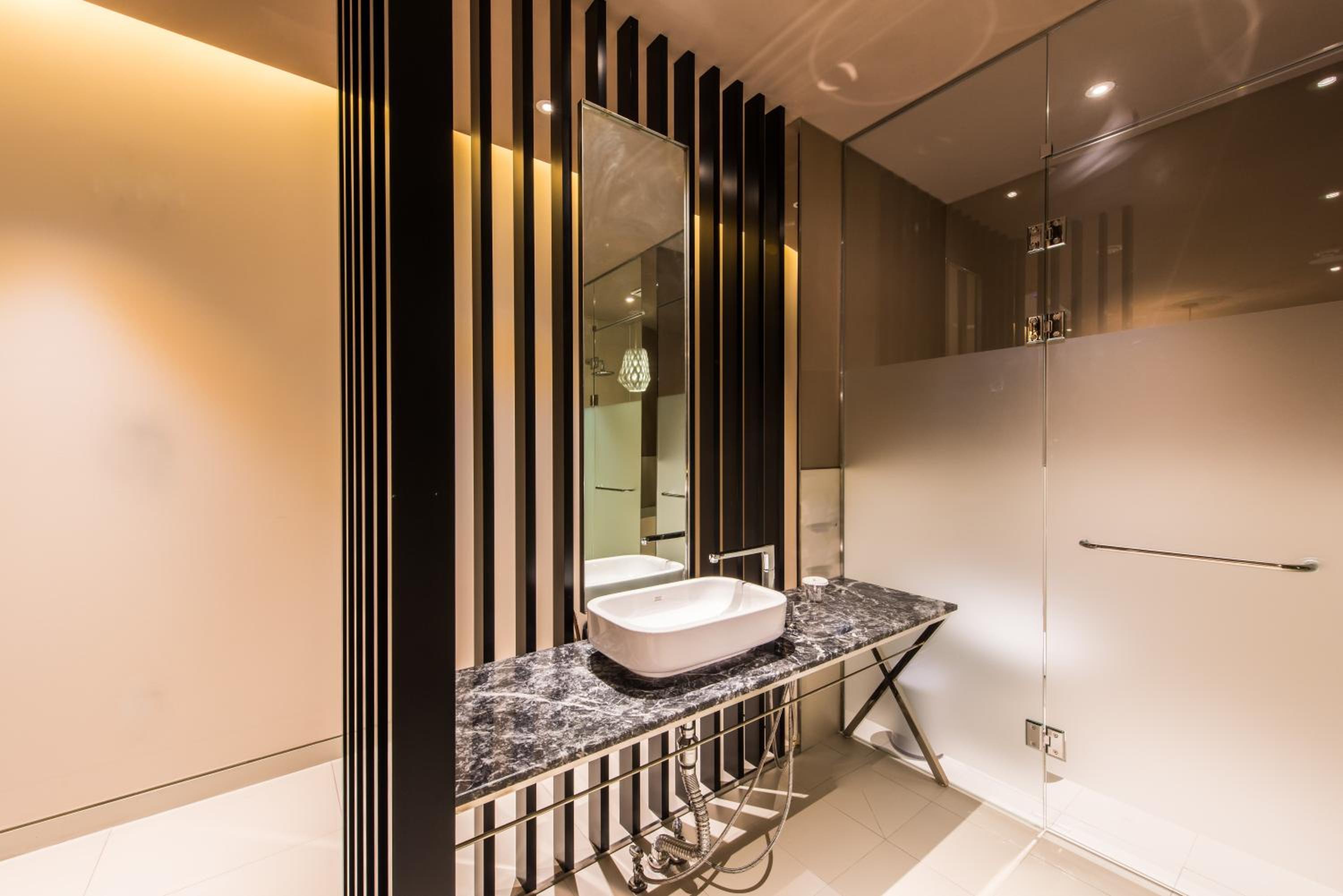 Special Offer_Superior Double Plus Room with Cube Chicken Salad & 300 ml of draft beers for 2 photo 3