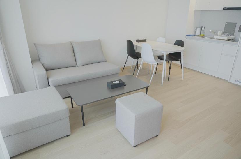 Family Suite with Ocean View & Kitchen - Photo 3