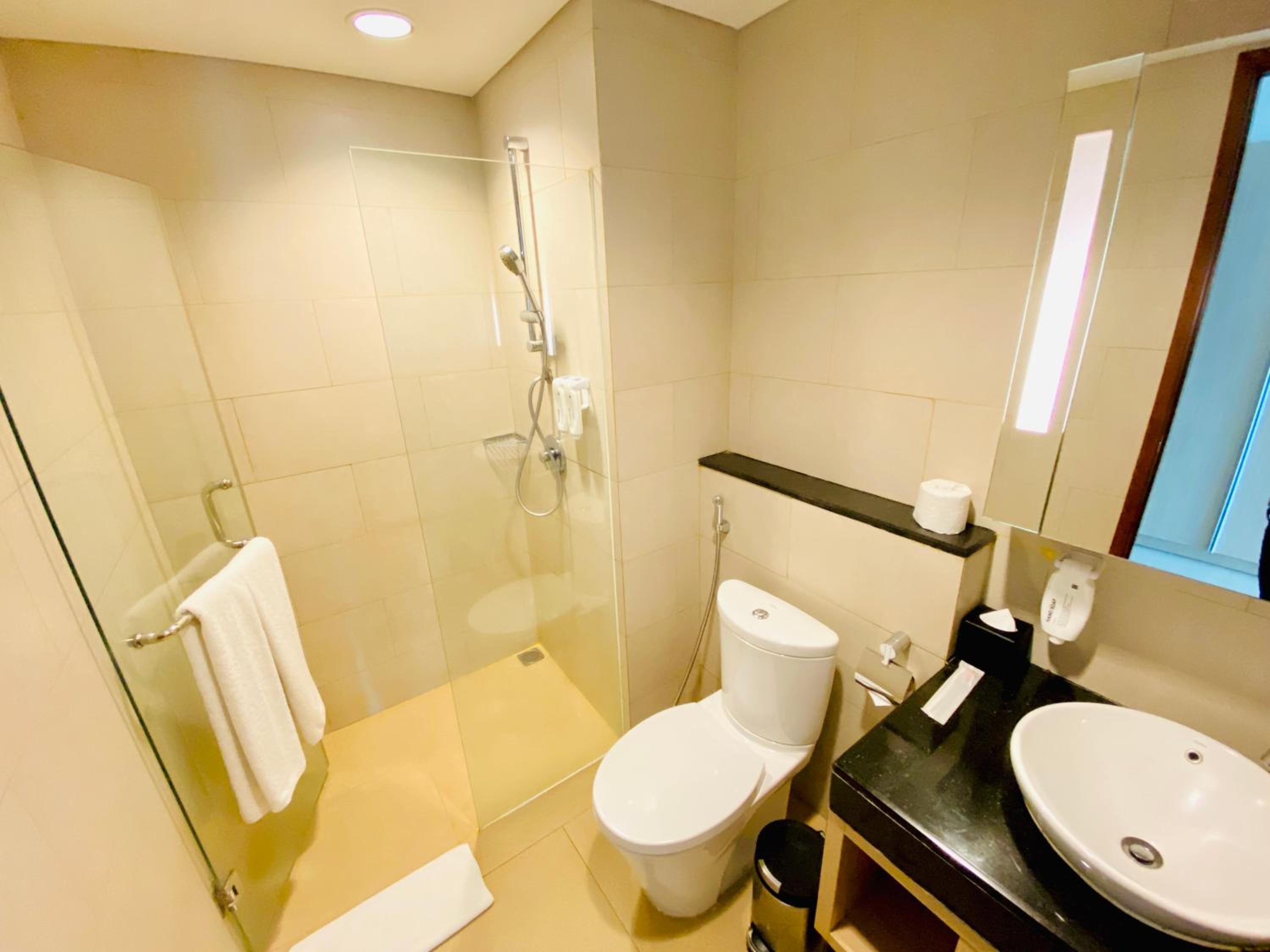 Studio Apartment - Photo 2