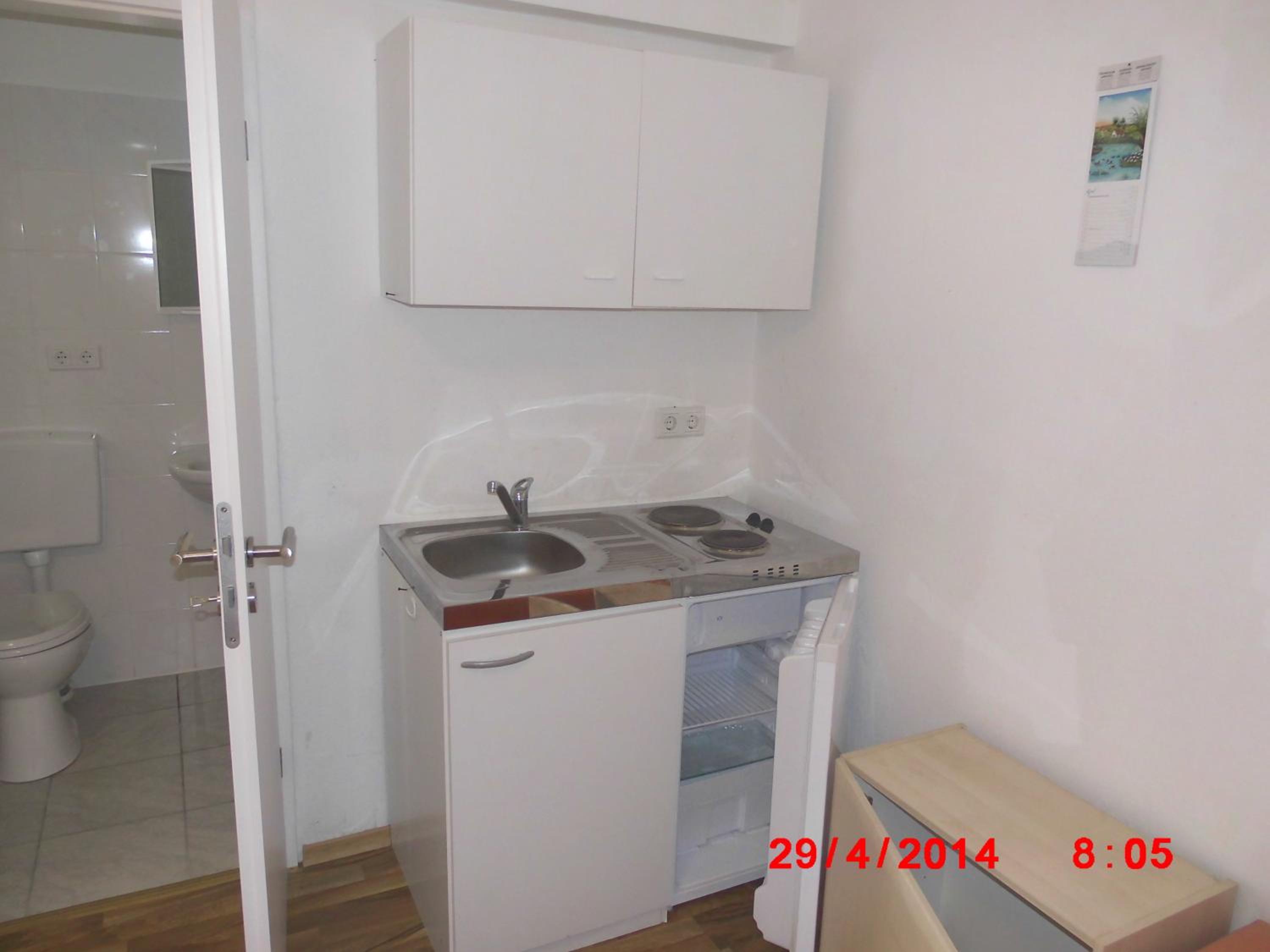 Studio (2 Adults) photo 3