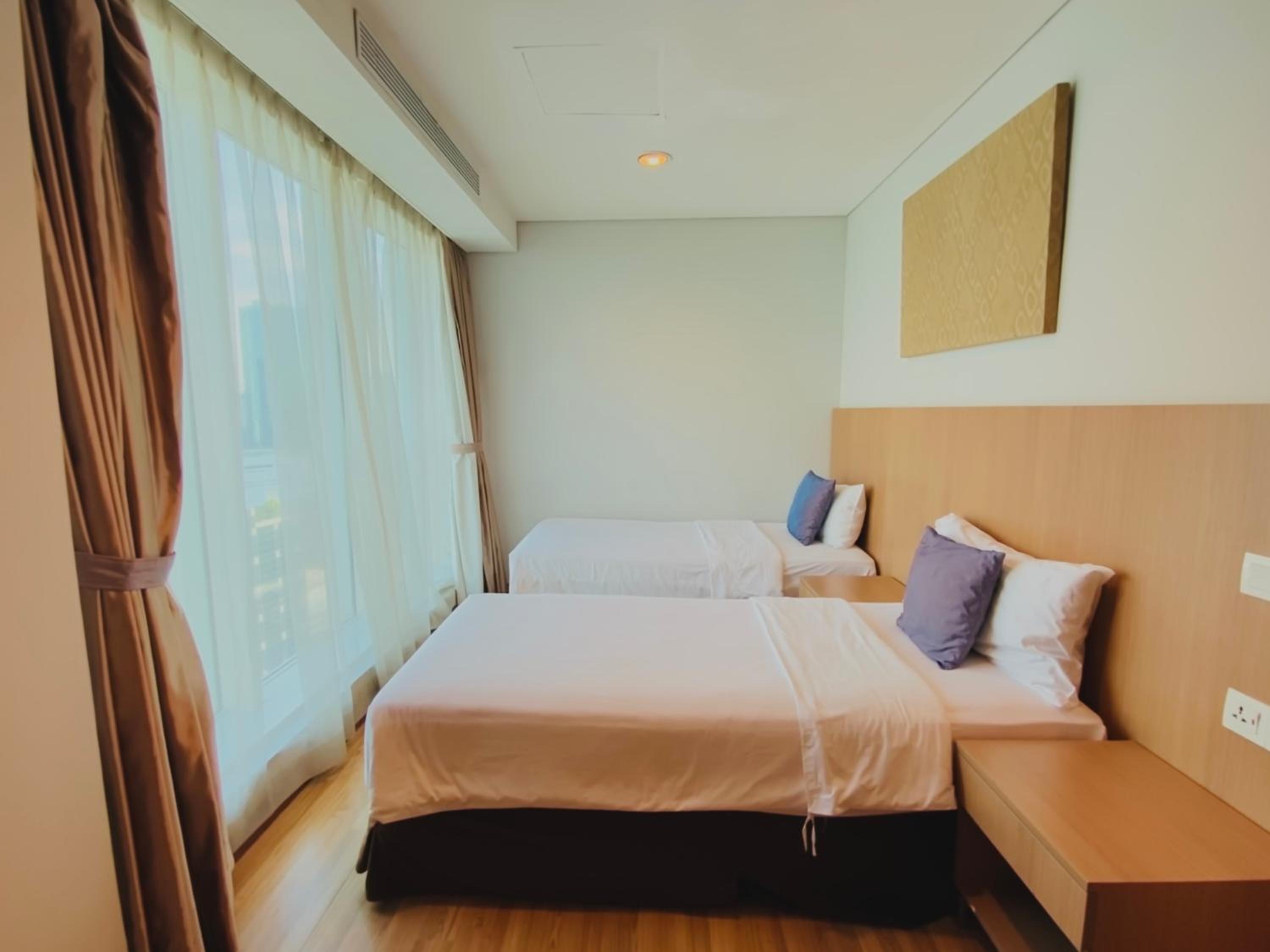 Deluxe Double or Twin Room - Photo 5