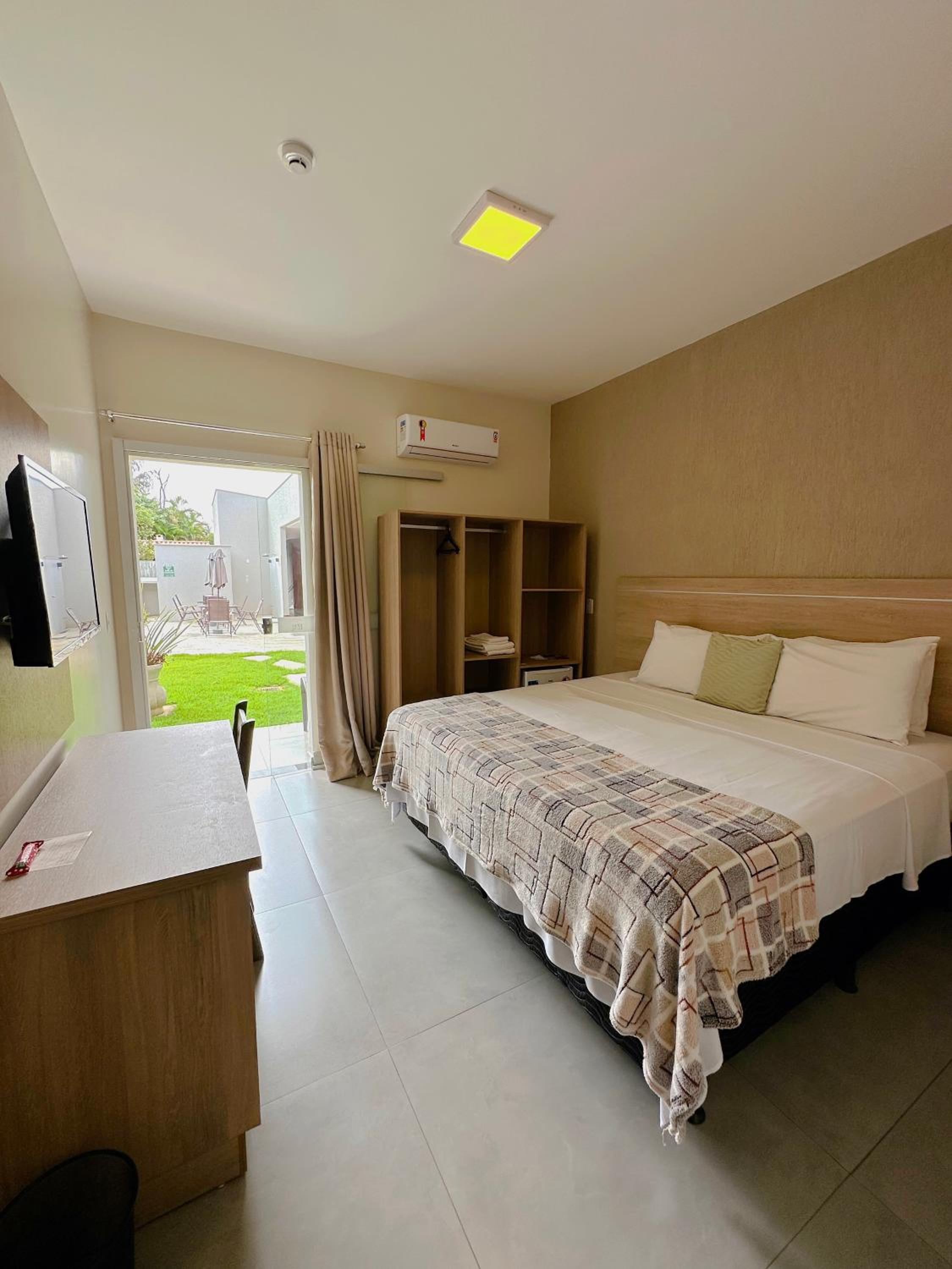 Double Room - Disability Access - Photo 1