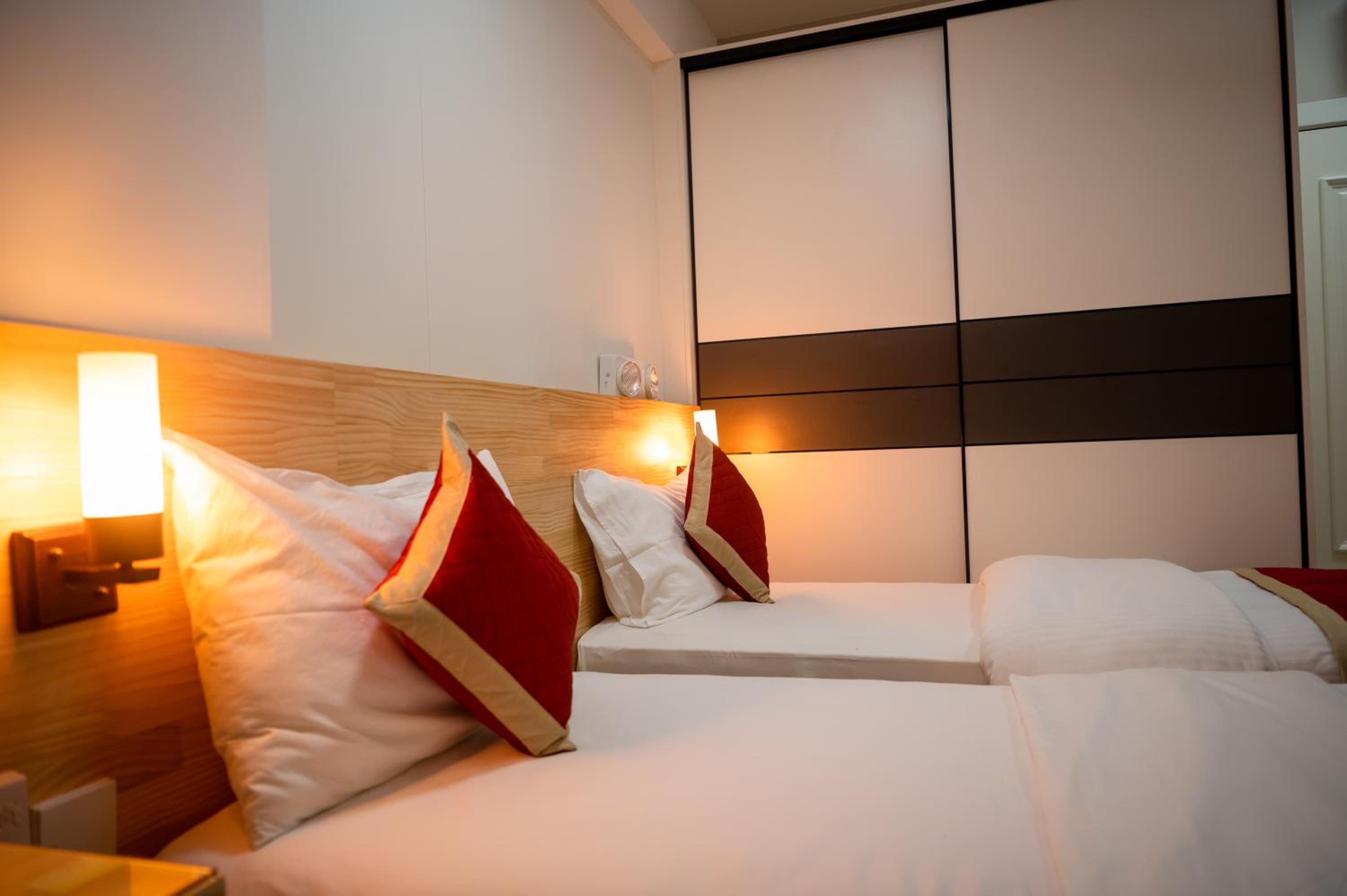 Superior Twin Room - Photo 19