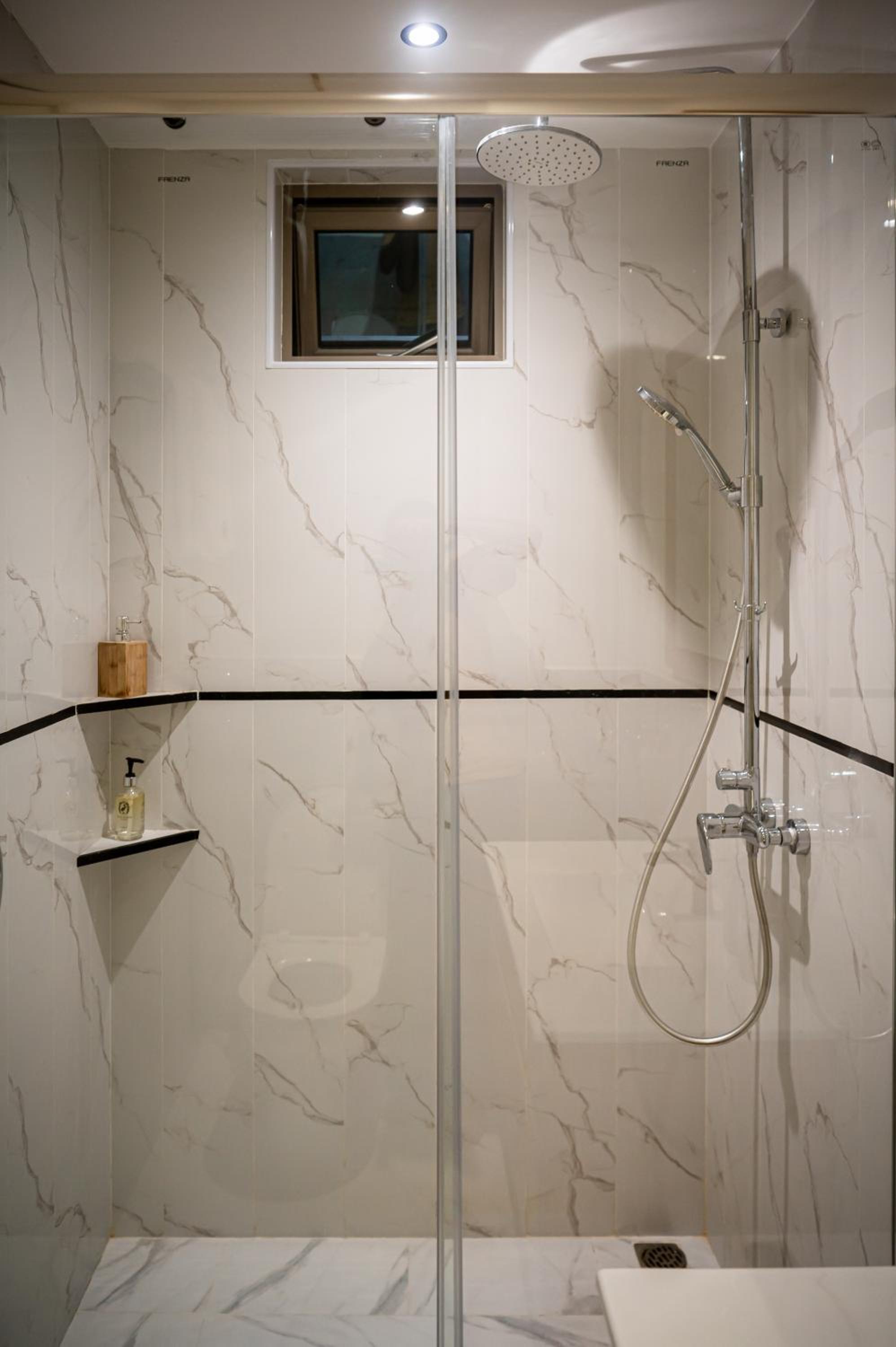 Superior Double Room - Photo 9