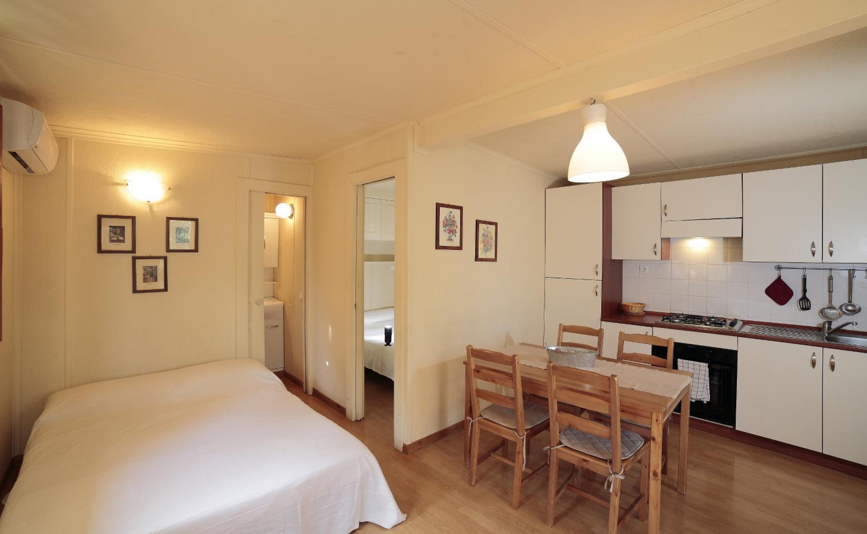 Two-Bedroom Bungalow - Photo 1