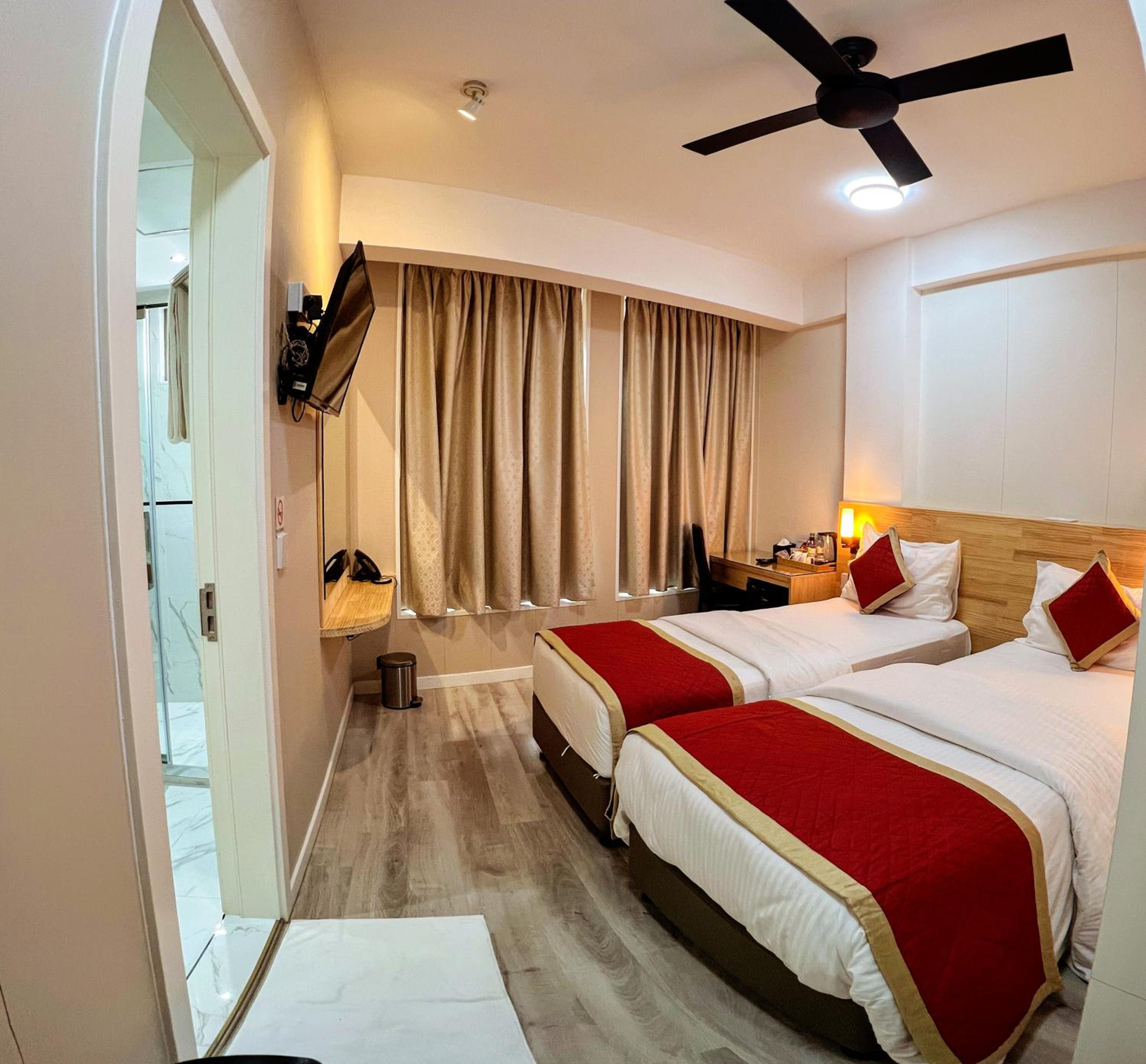 Superior Twin Room - Photo 20