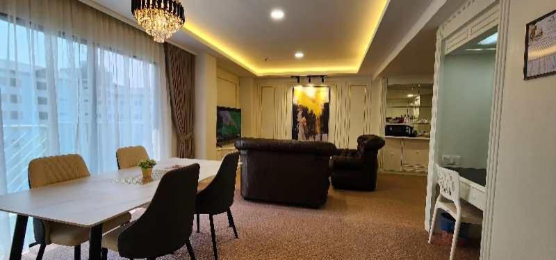 Presidential Suite photo 1