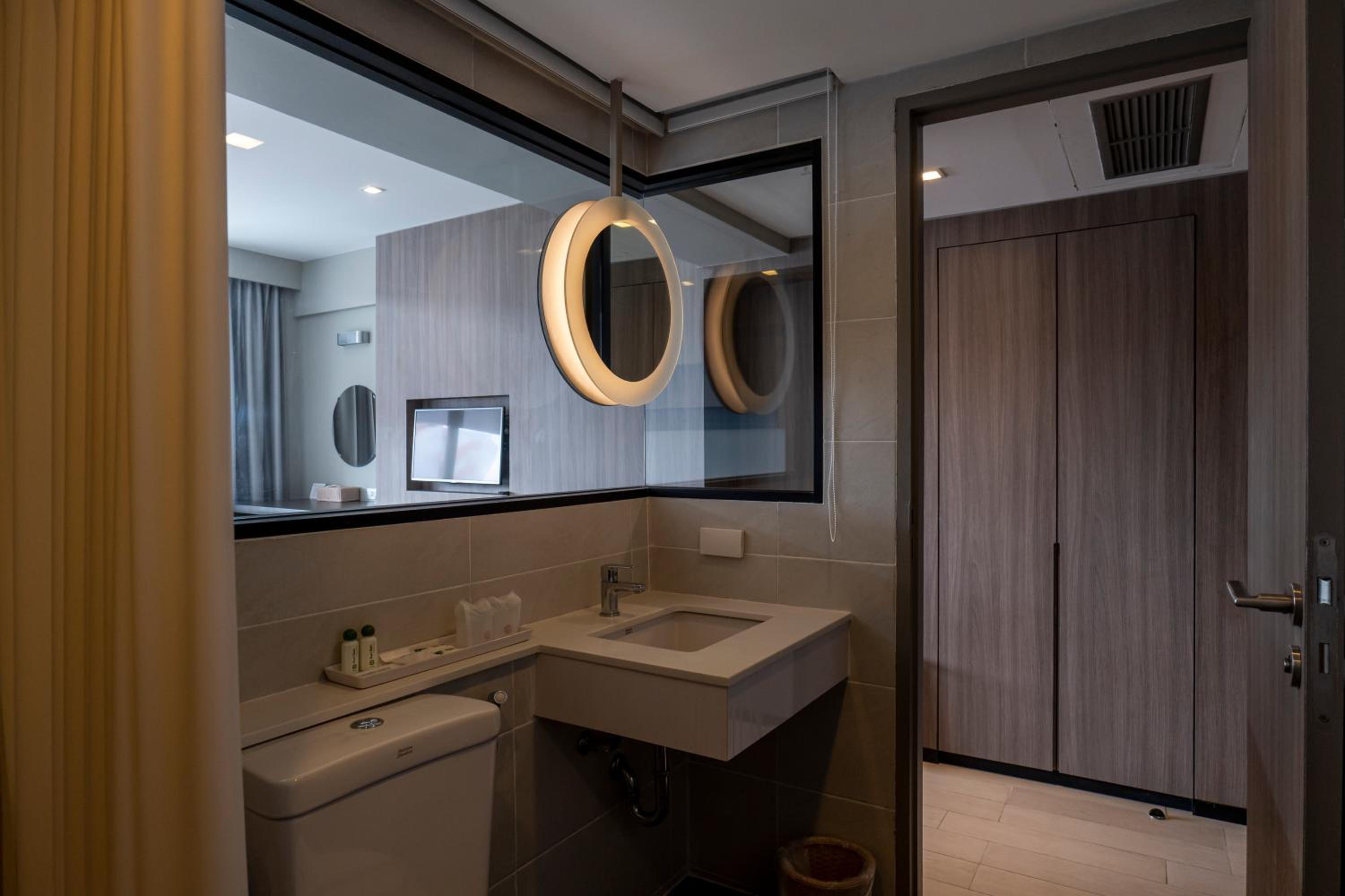 Deluxe Twin Room - Photo 2
