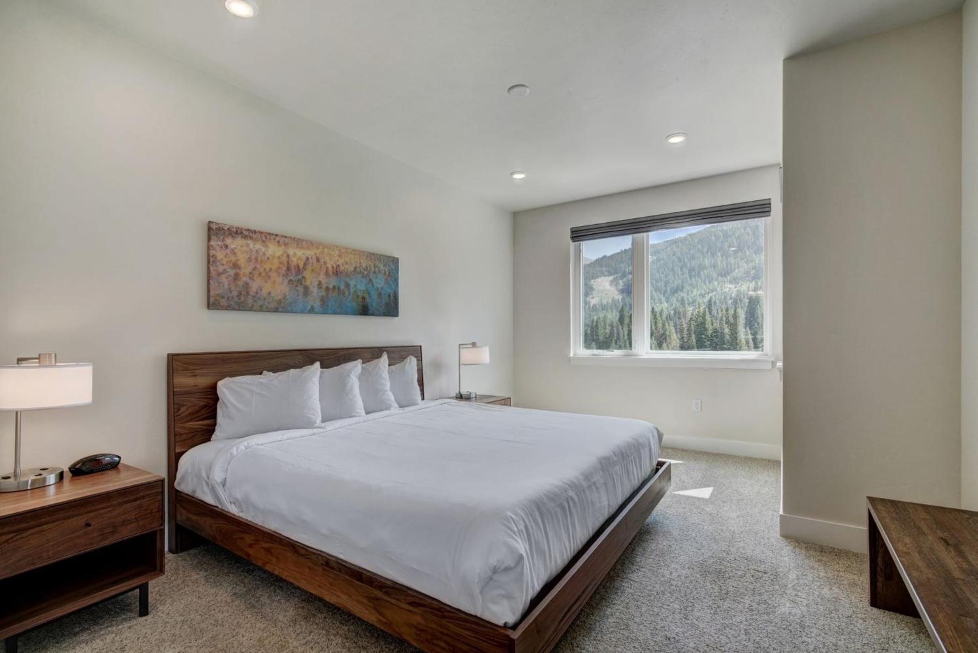 Two-Bedroom Apartment - Photo 15