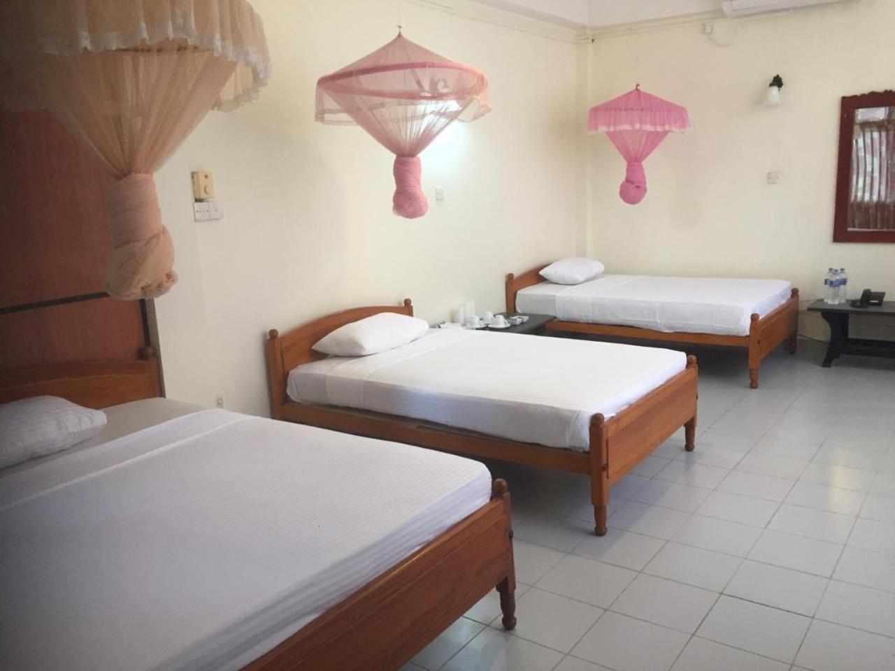 4-Bed Mixed Dormitory Room photo 1