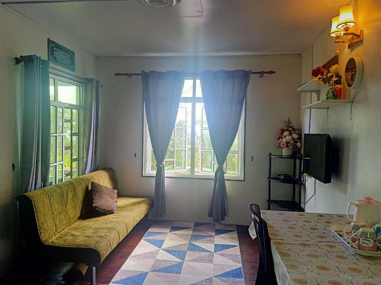 Three-Bedroom Chalet photo 2