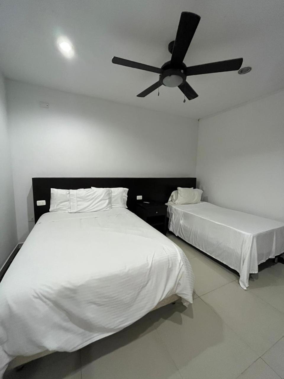 Basic Triple Room photo 3