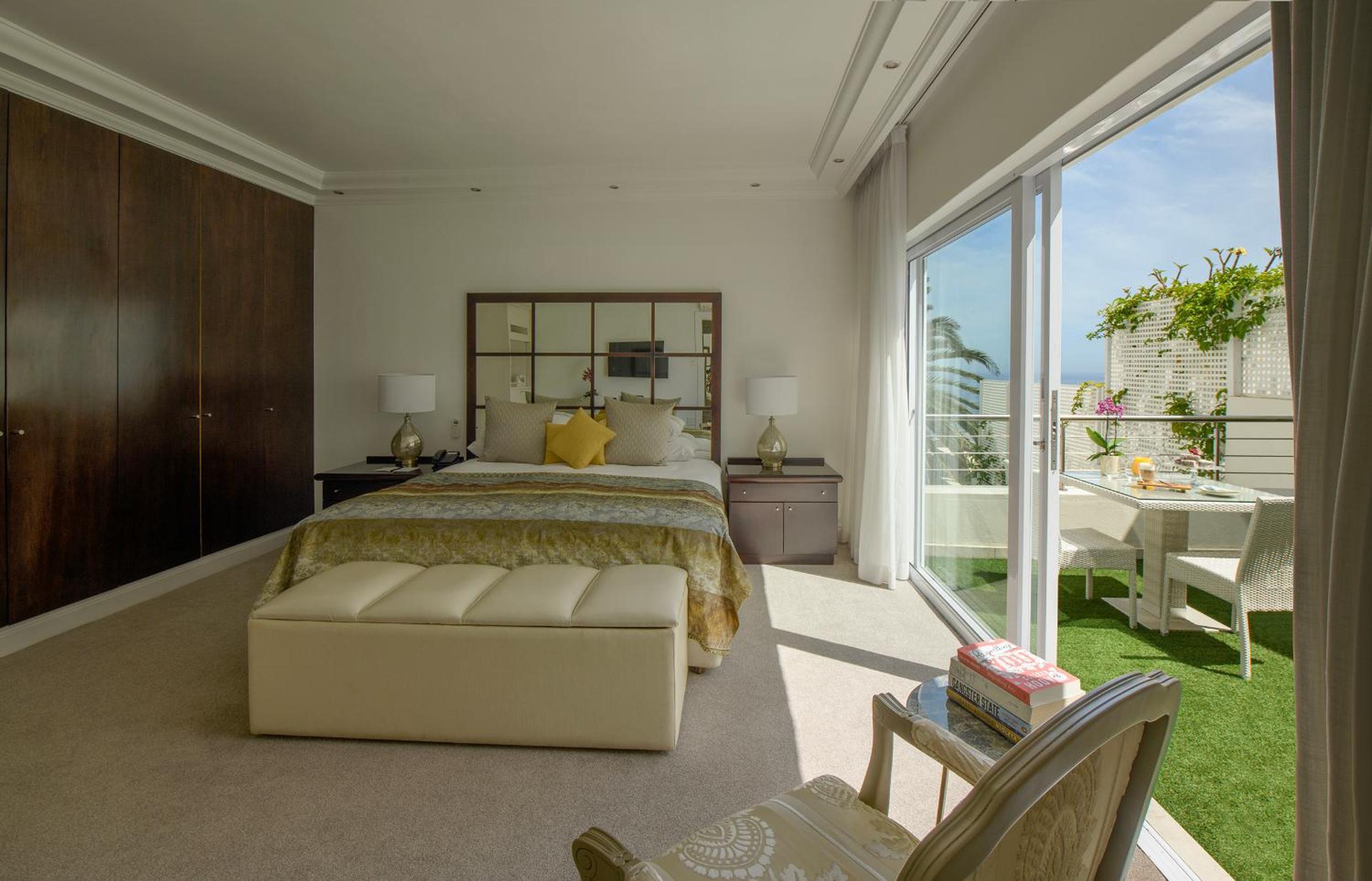 Superior Garden Room  - Photo 3