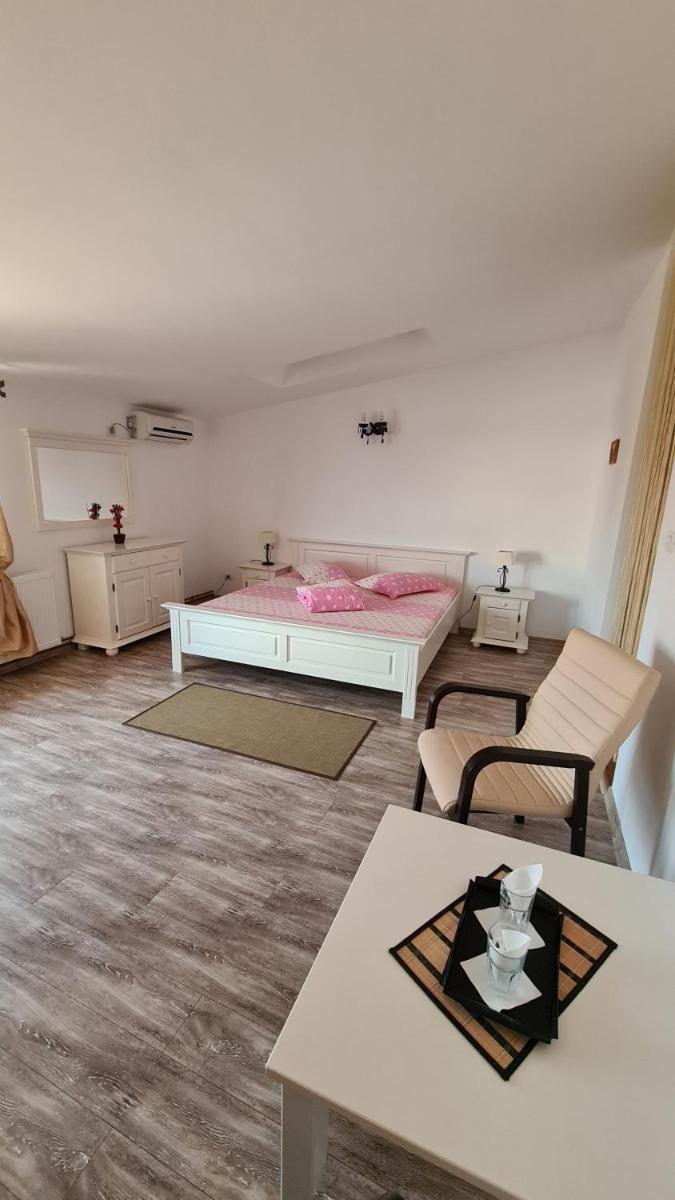 Deluxe Double Room with Sea View photo 3