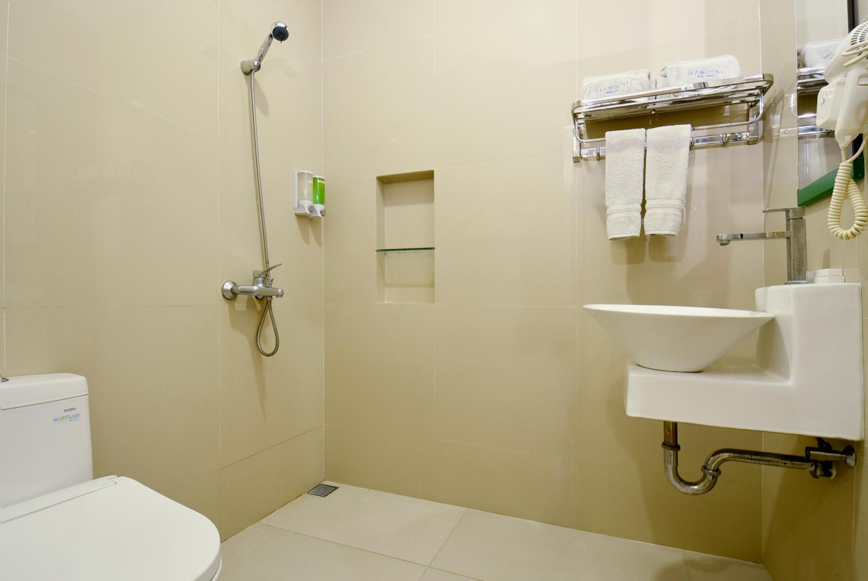 Standard Double or Twin Room photo 2