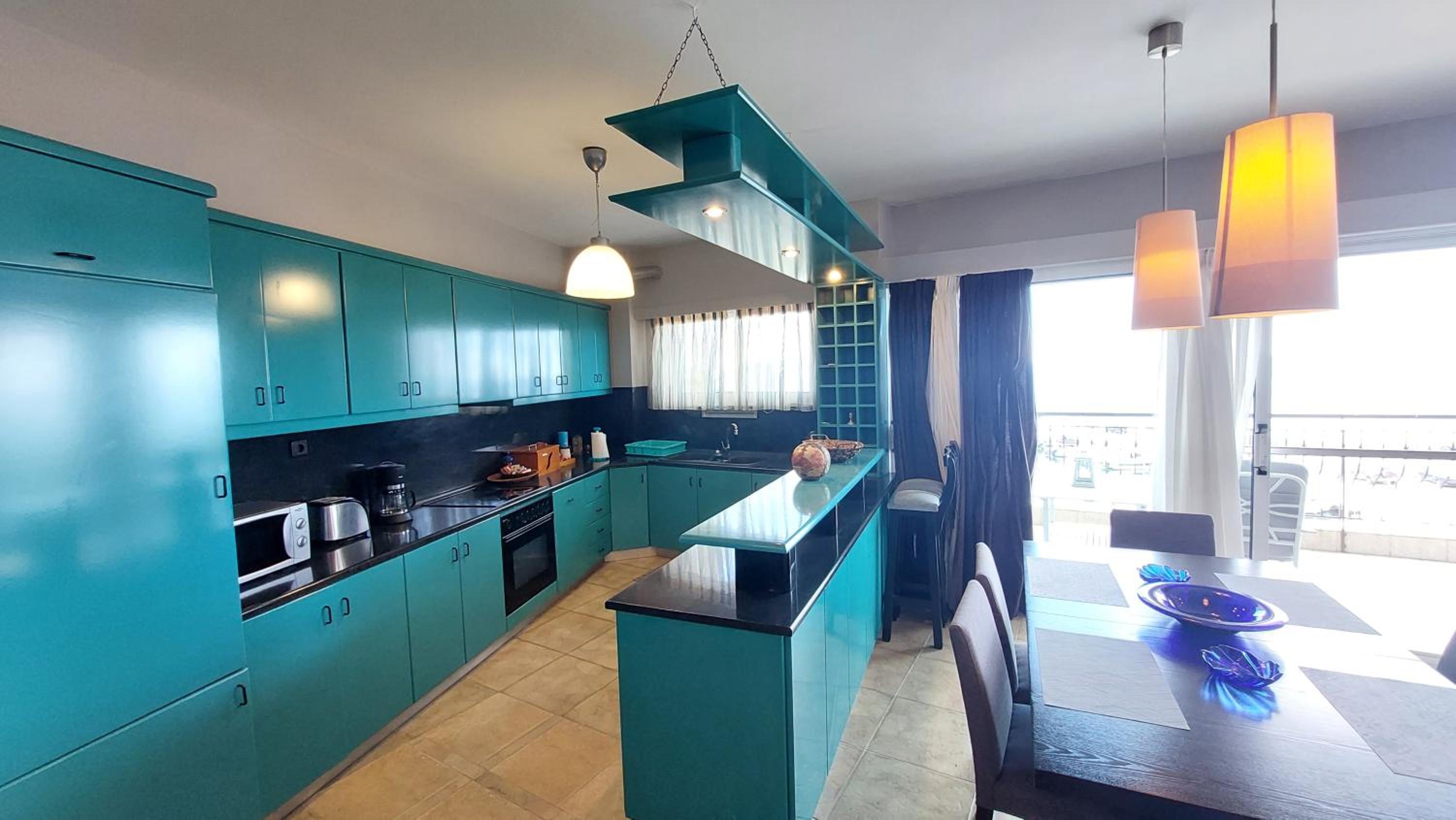 Apartment with Sea View - Photo 19