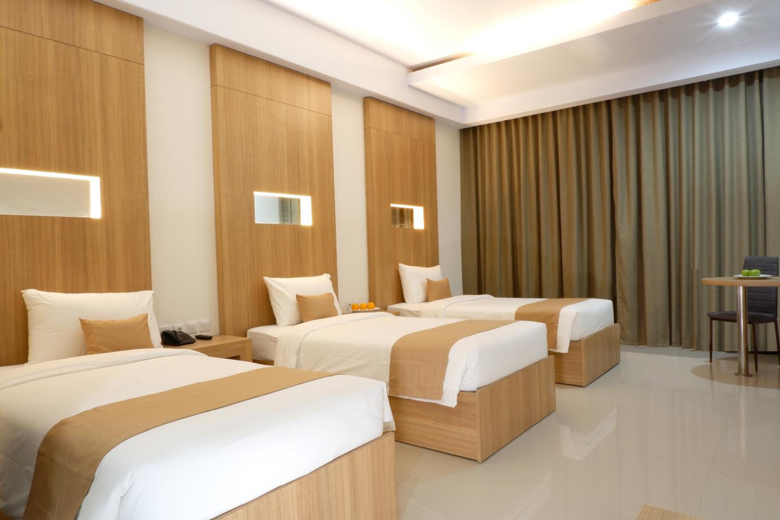 Executive Triple Room photo 2