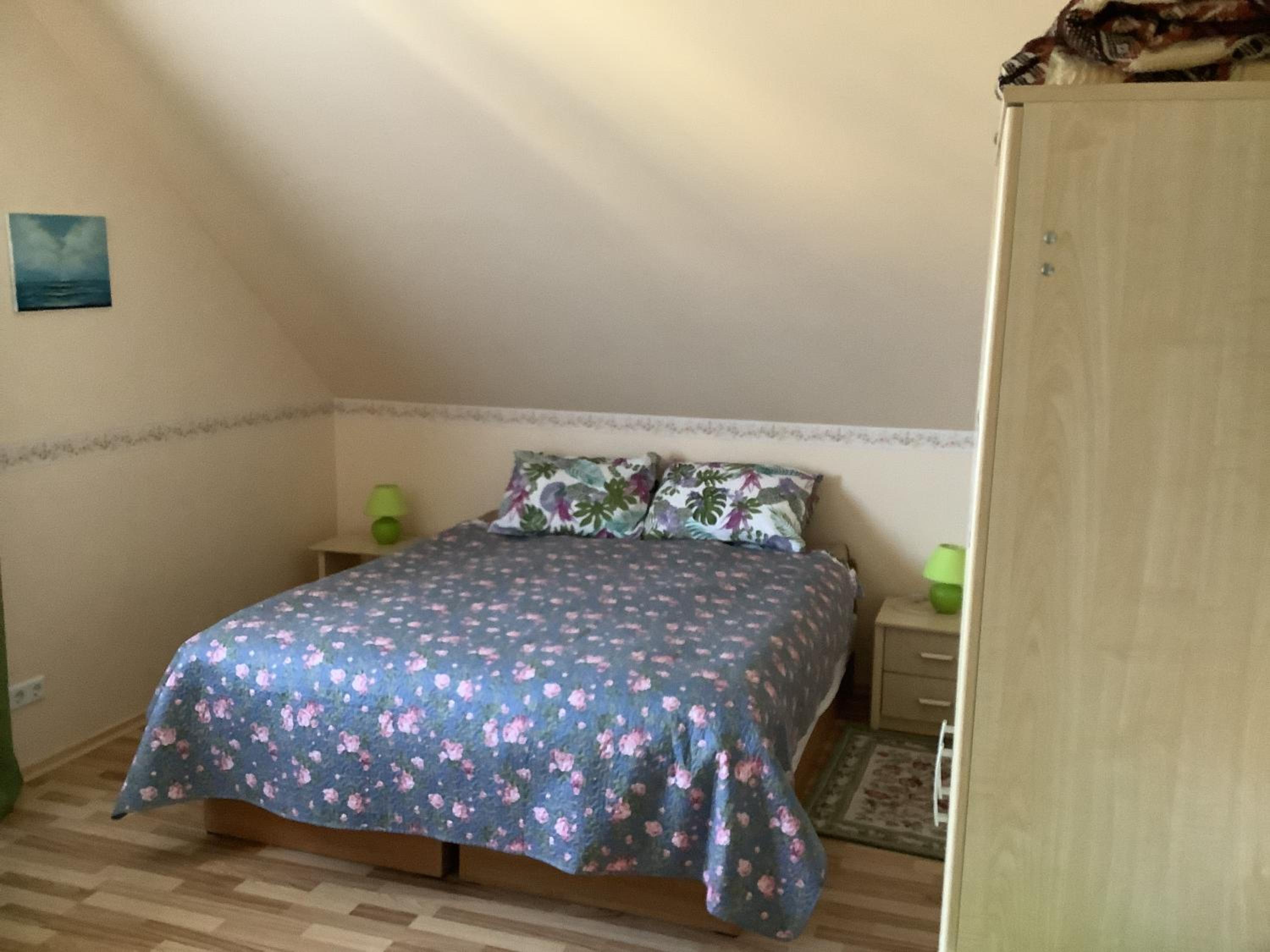 Budget Double Room - Photo 3