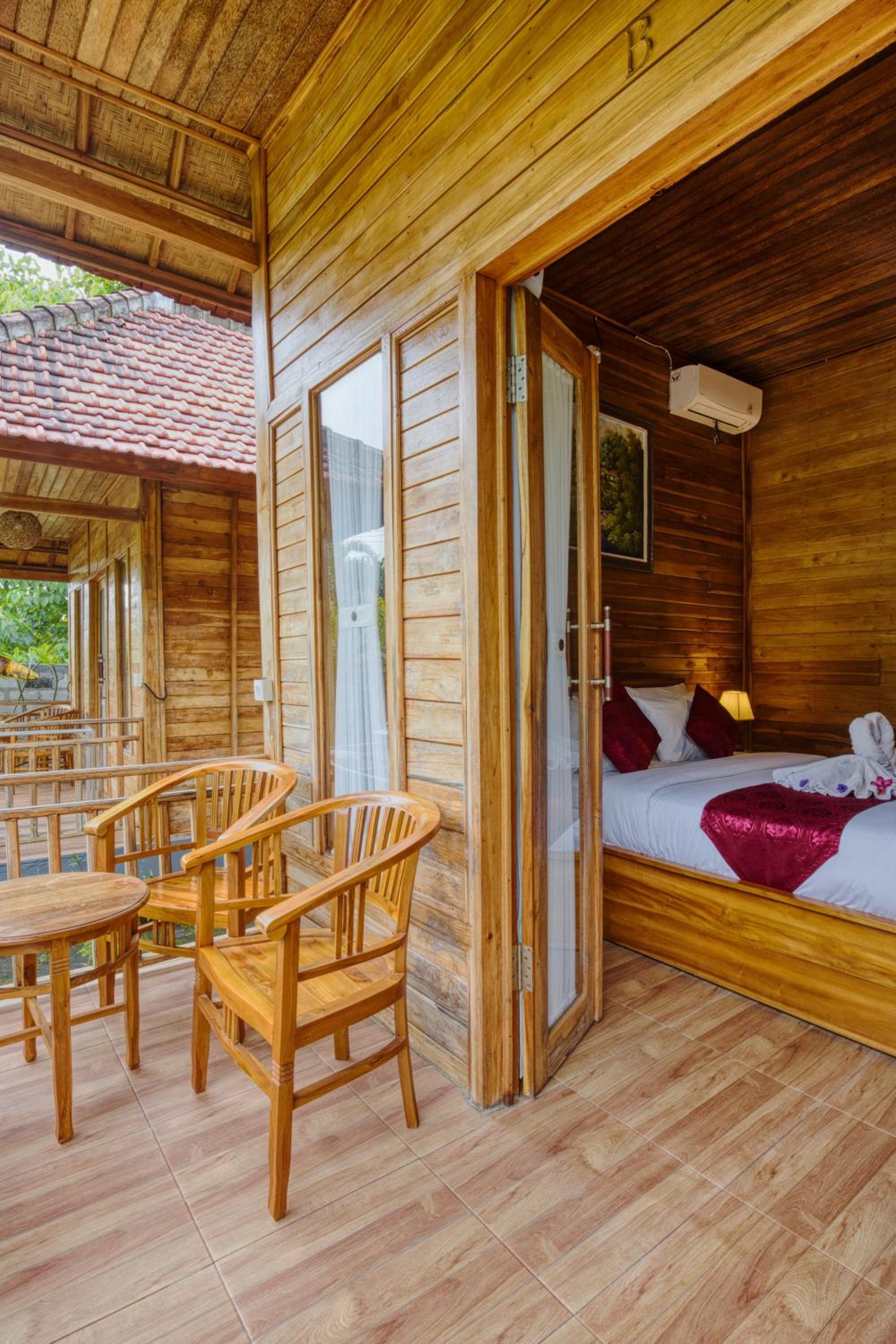 Double Room with Patio - Photo 1