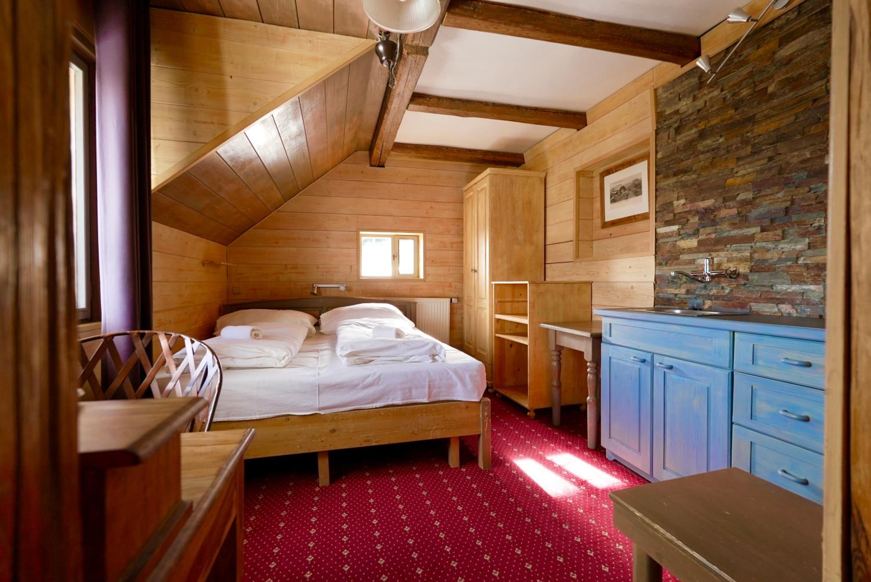 Suite with Mountain View photo 2