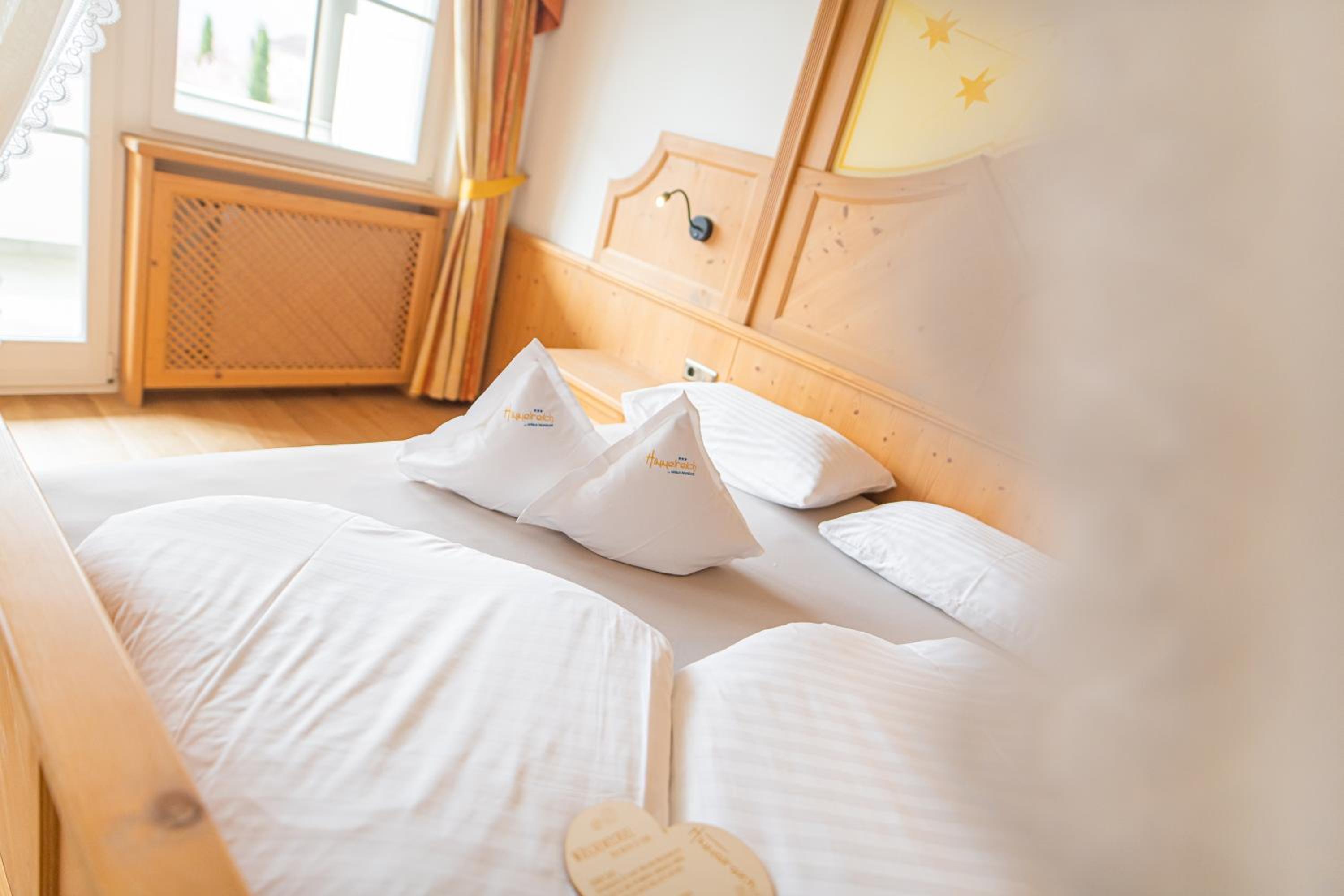 Deluxe Double Room with Balcony photo 1