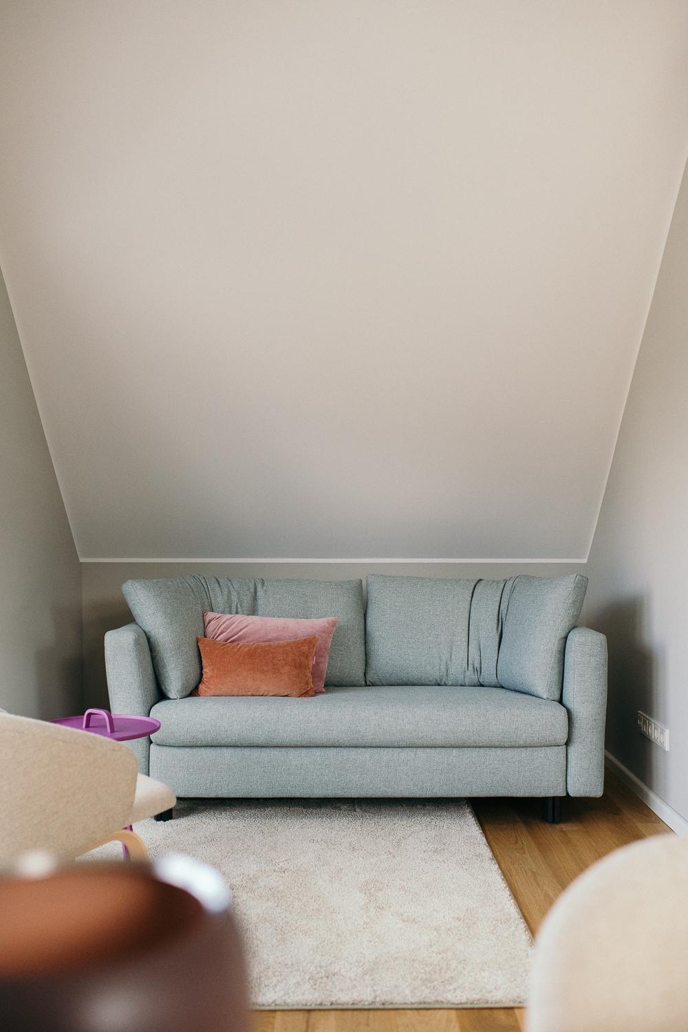One-Bedroom Apartment photo 2