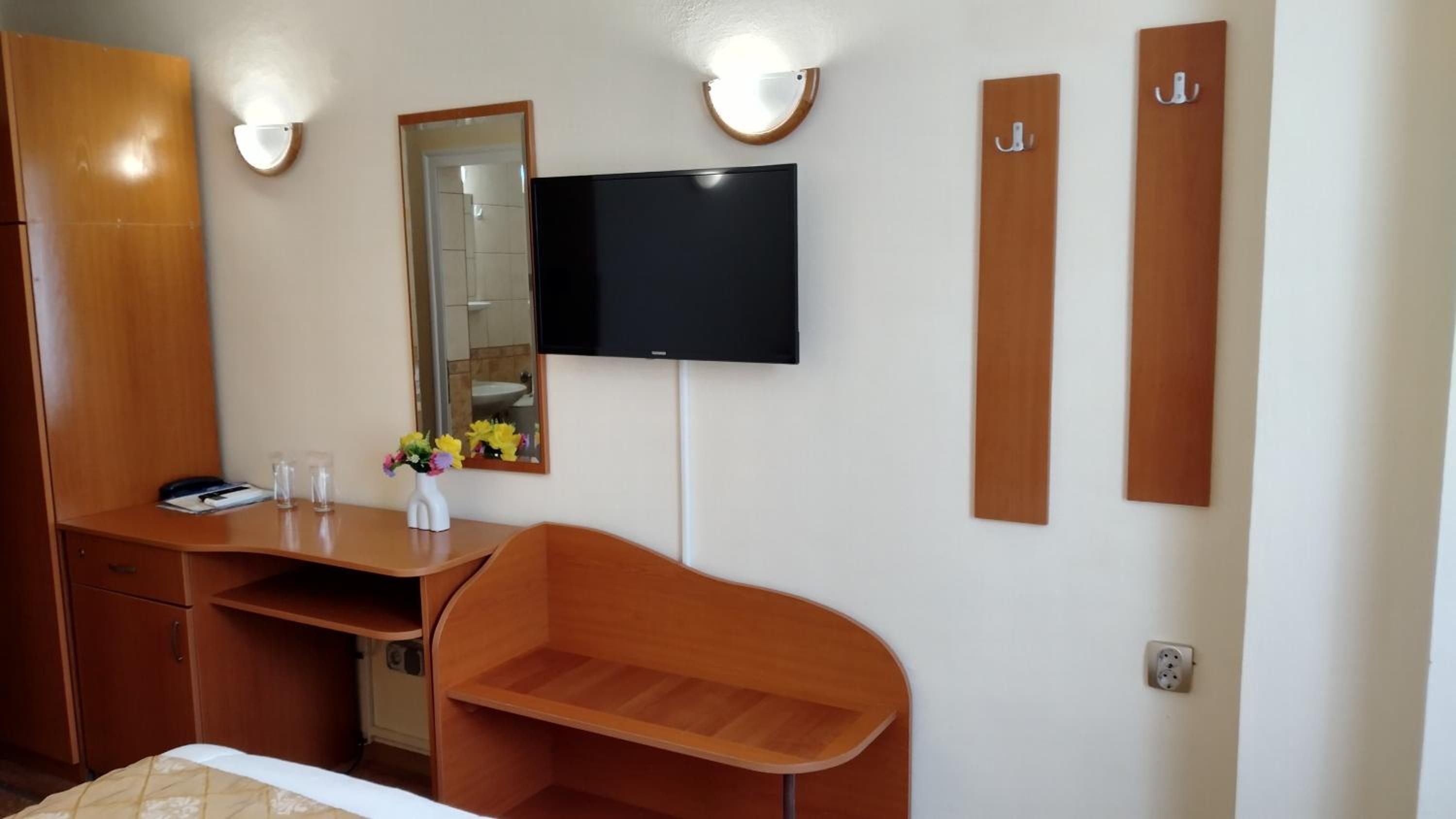 Small Double Room photo 2
