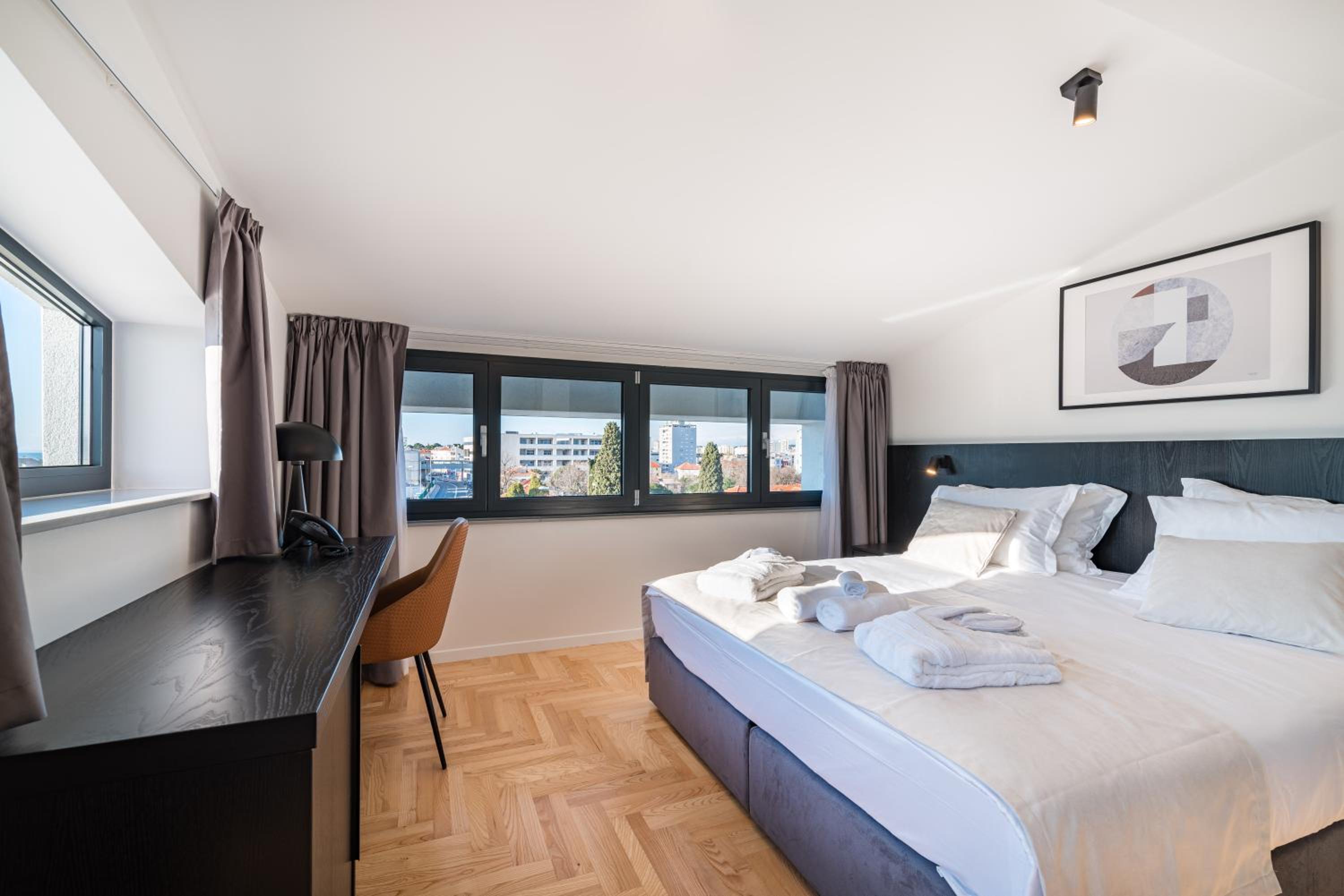Suite with Partial Sea View