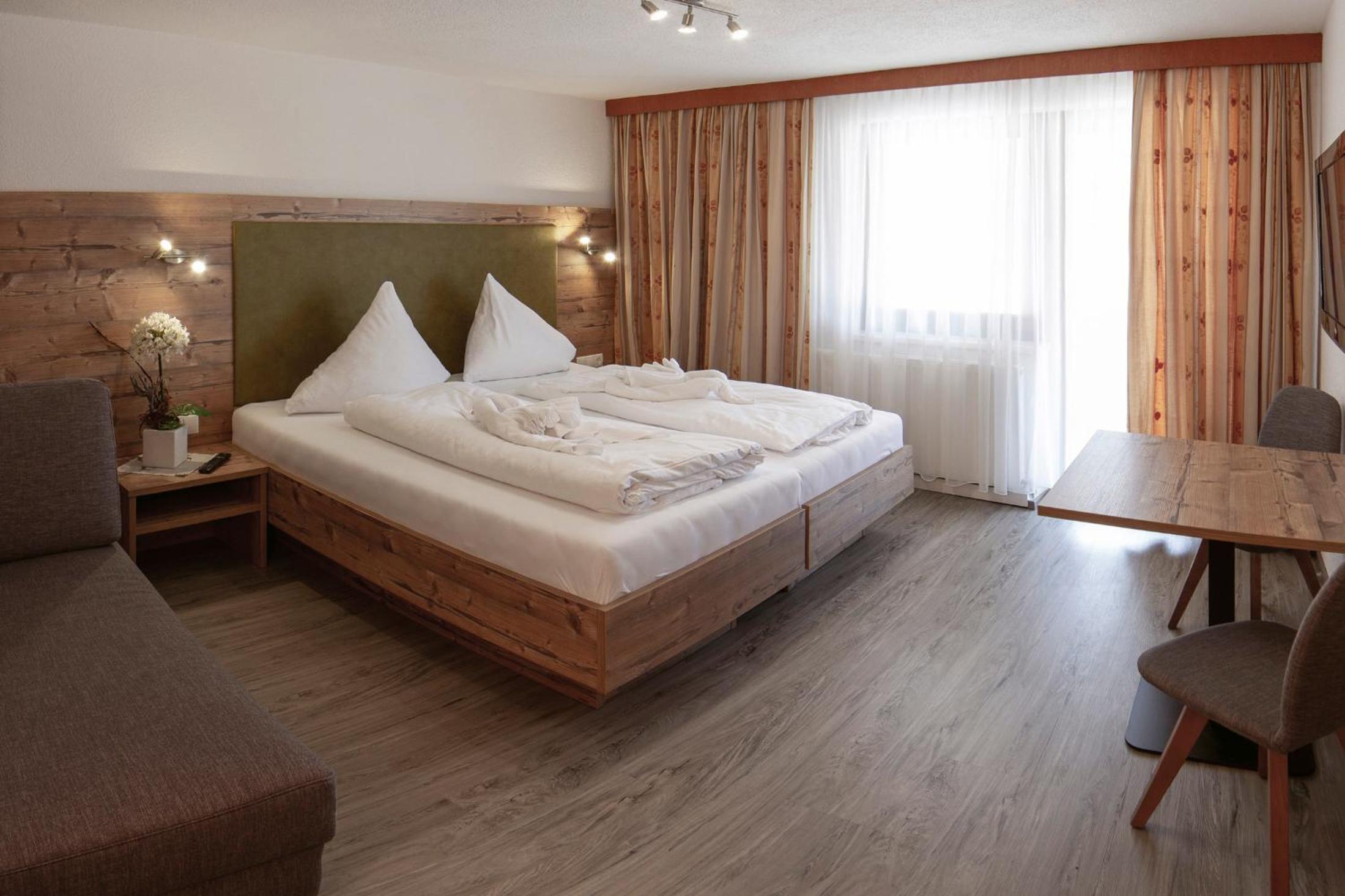 Double Room - Photo 3