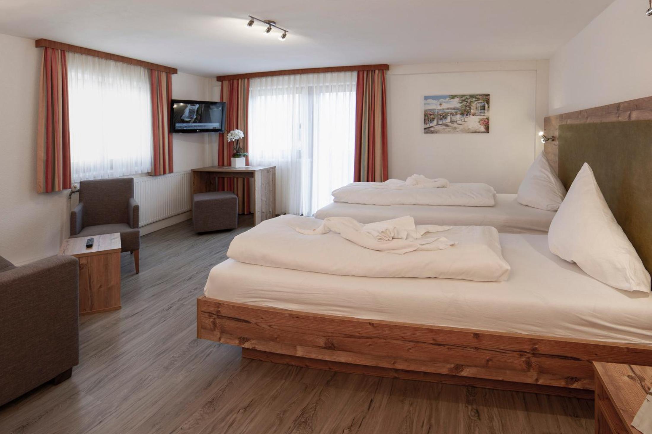 Double Room - Photo 9