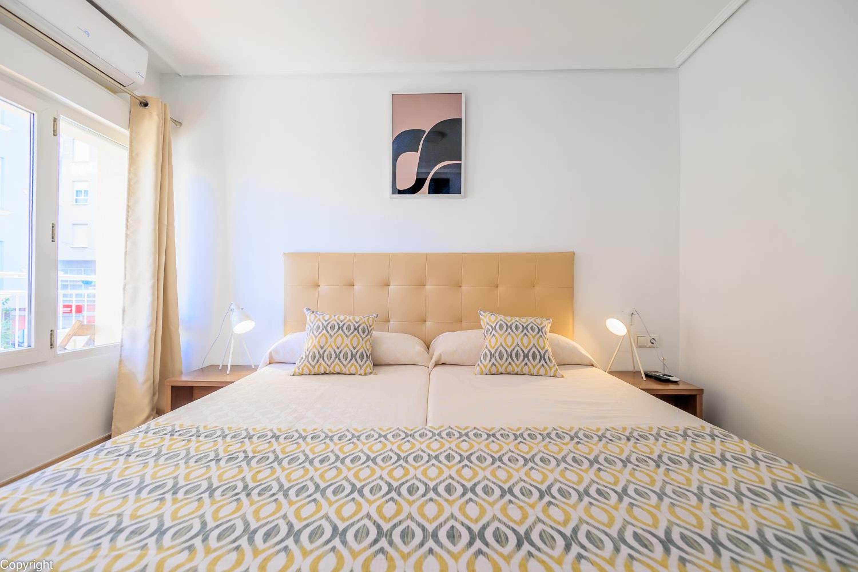 Double or Twin Room with Terrace - Photo 18