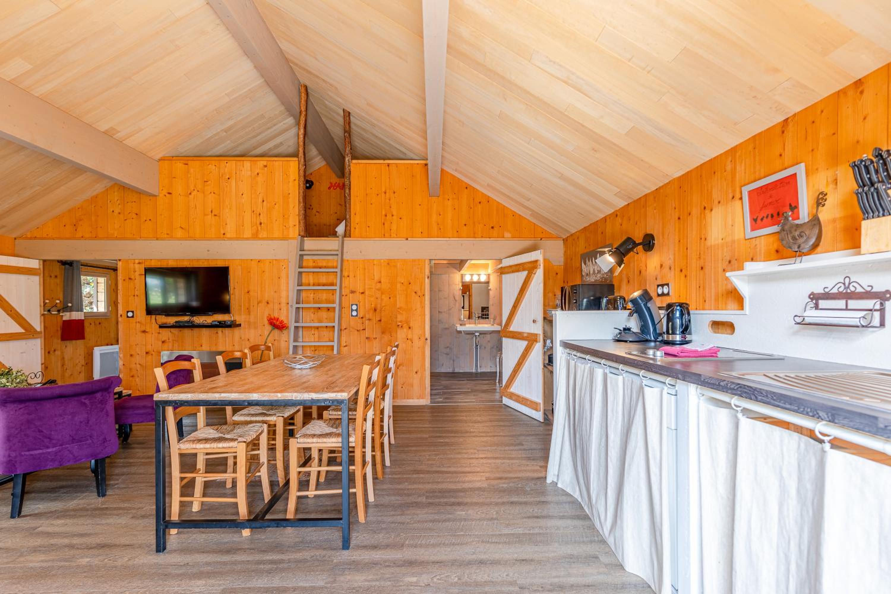 Two-Bedroom Chalet photo 2