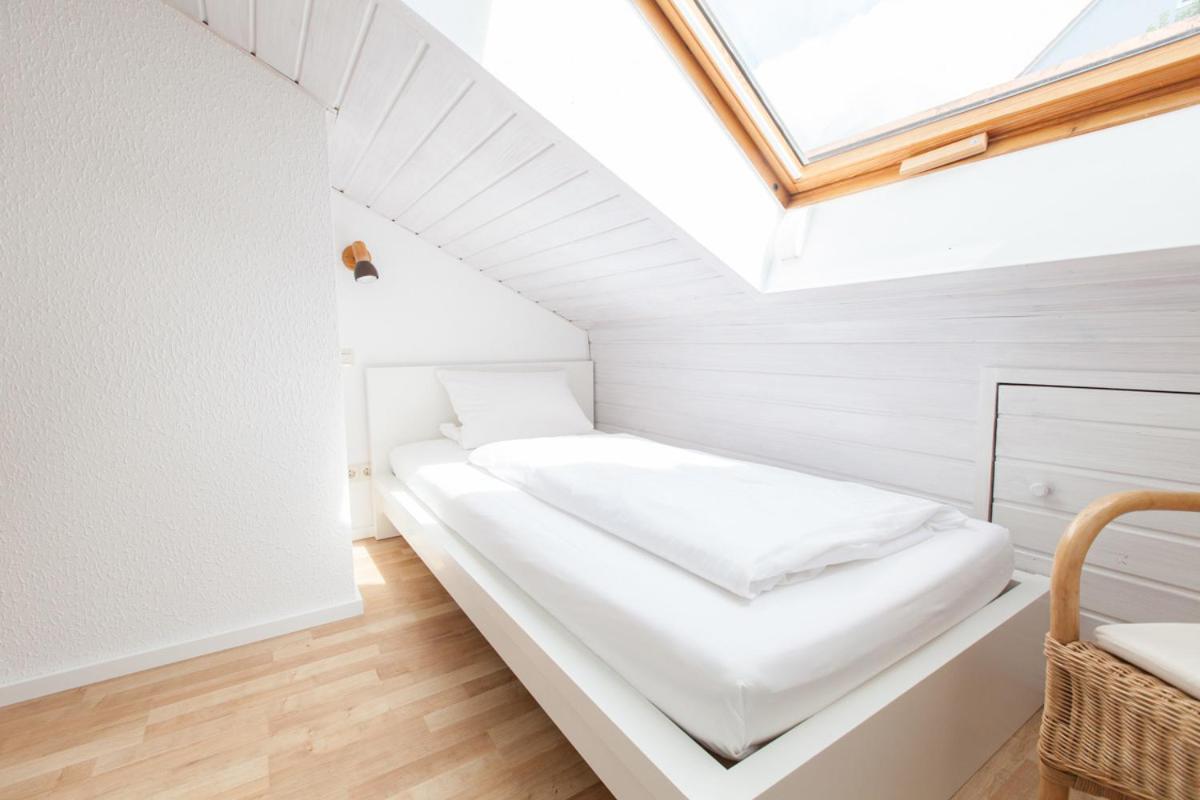 Studio (3 Adults)