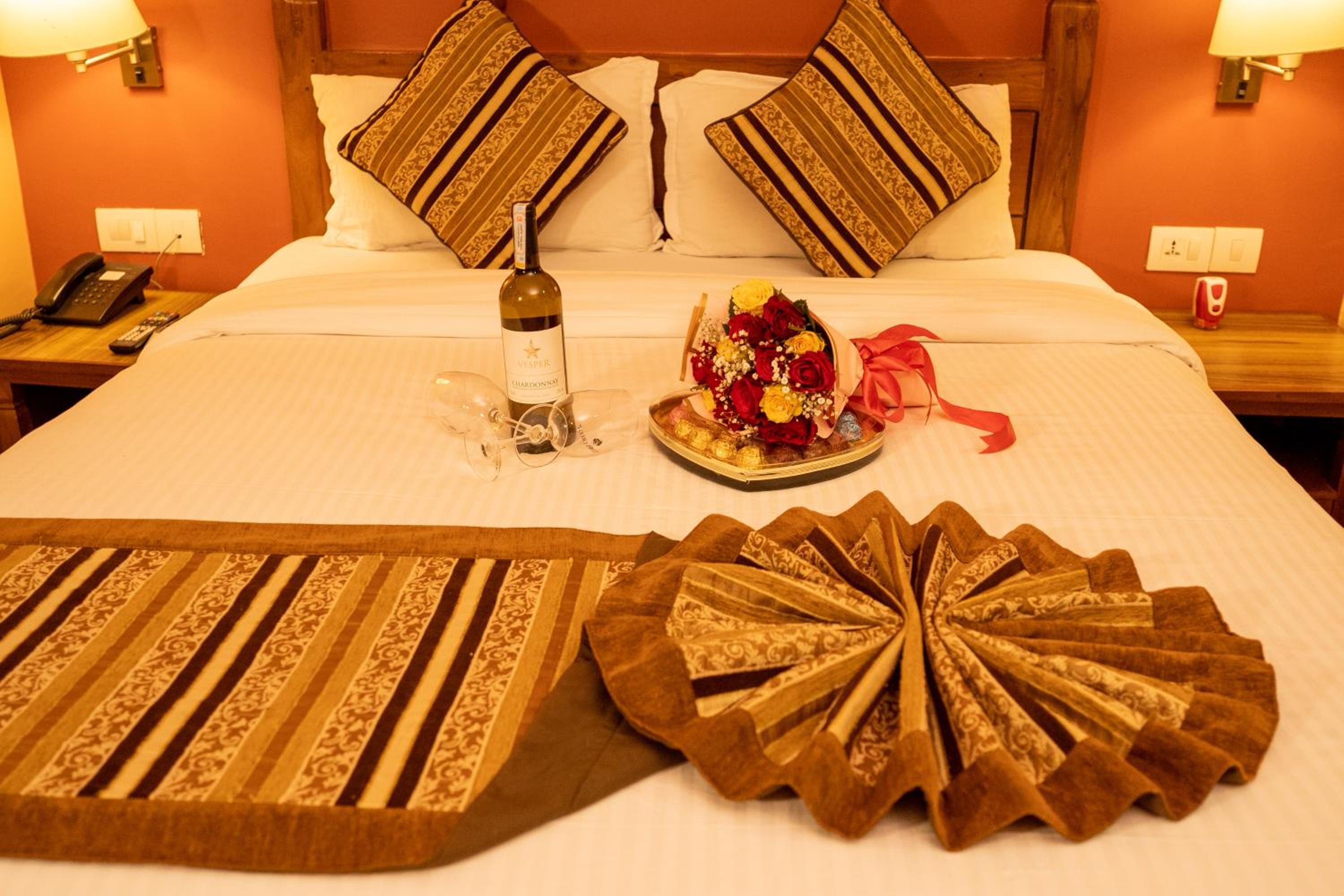 Deluxe King Room photo 2