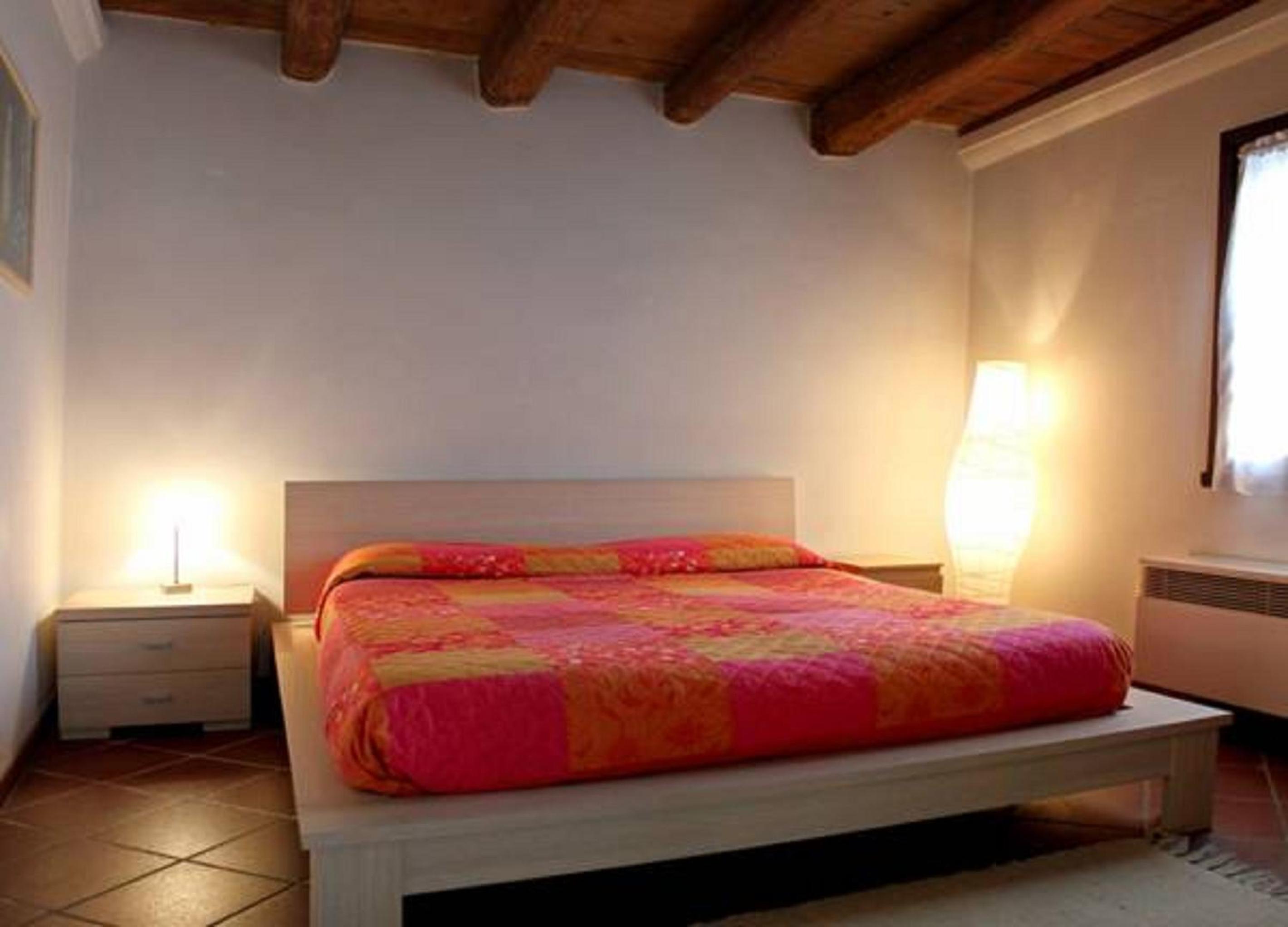 Double Room with Private Bathroom photo 1