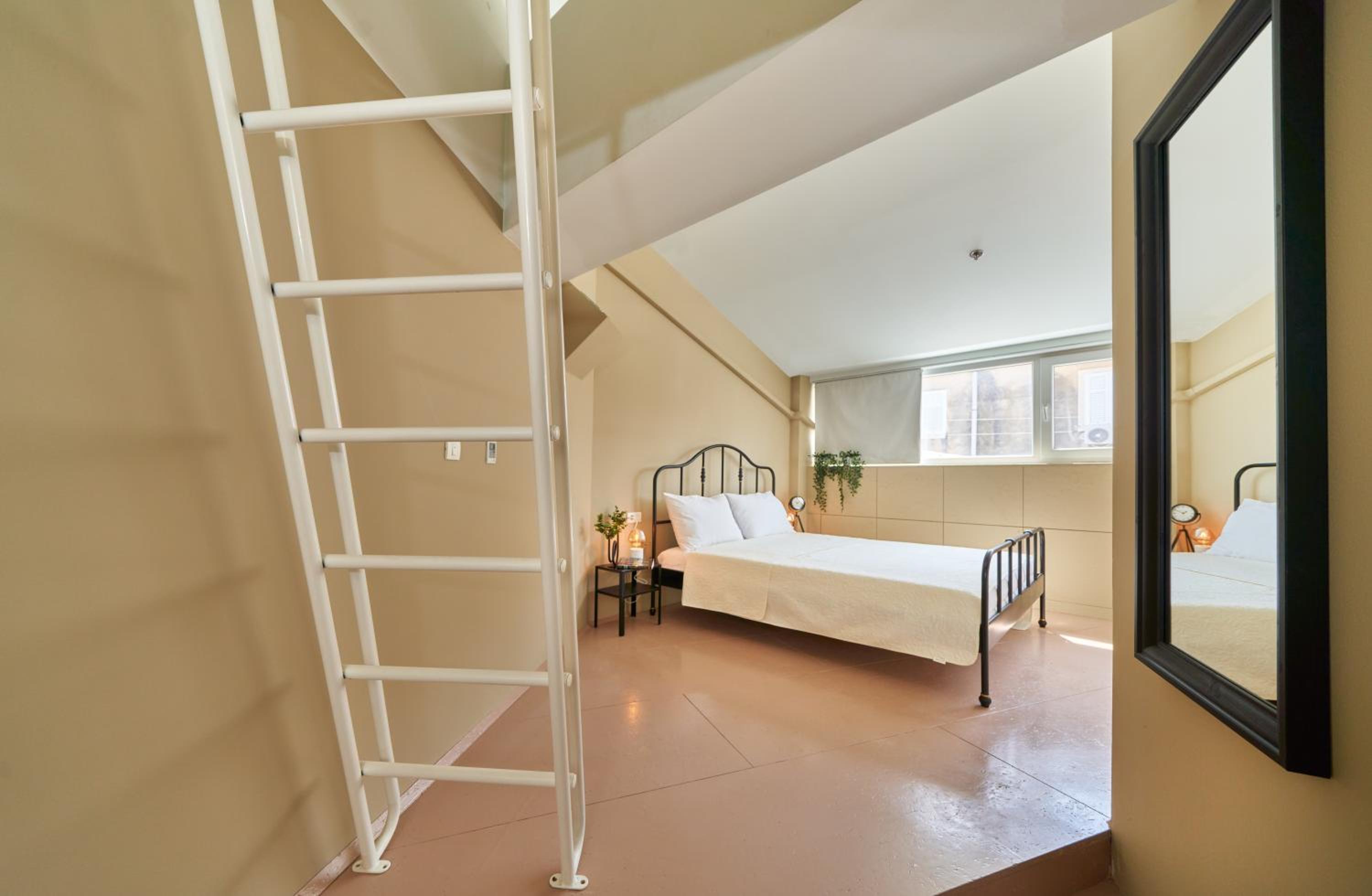 Superior Quadruple Room photo 1