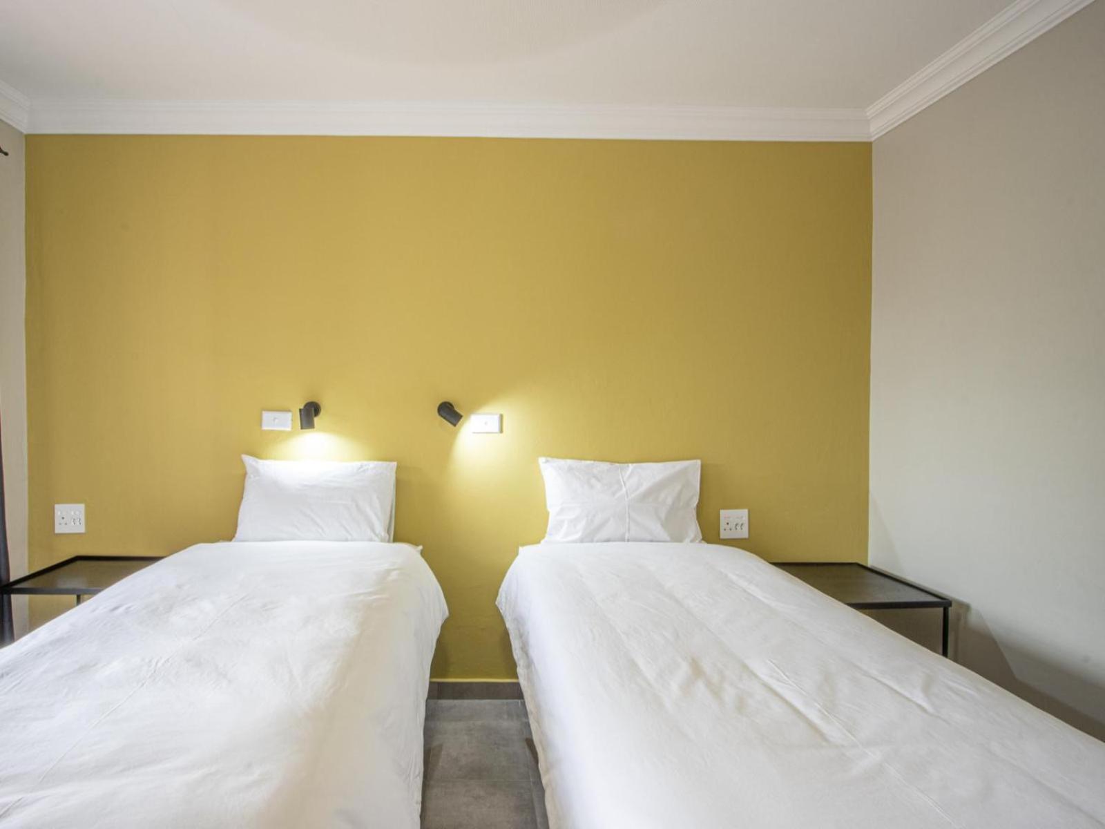 Standard Twin Room photo 2